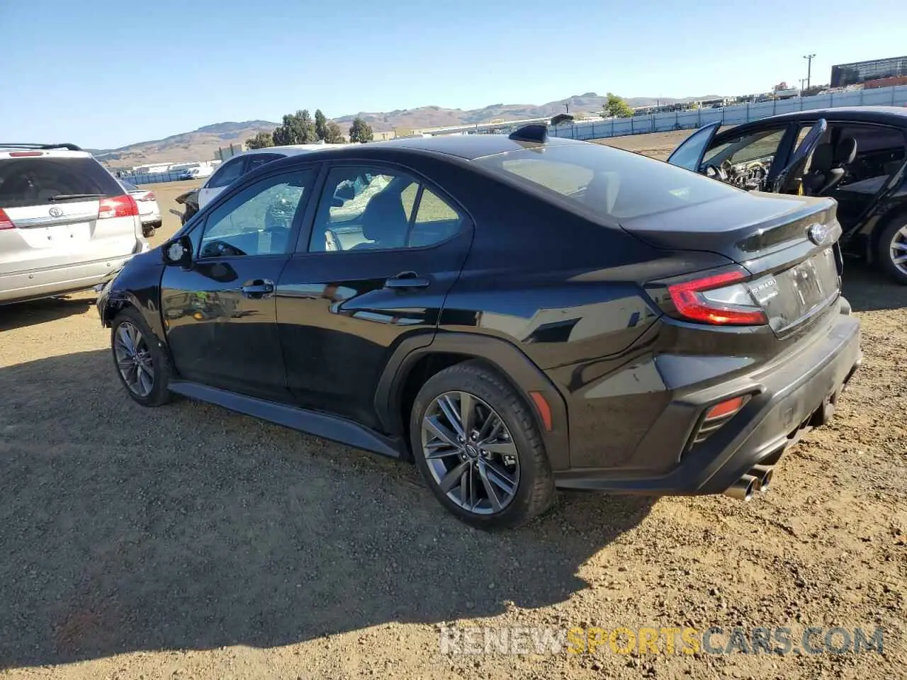 2 fotografías del automóvil dañado JF1VBAB68N8017103 SUBARU WRX 2022