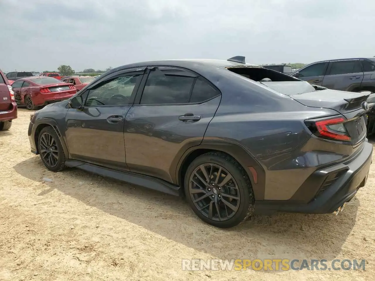 2 fotografías del automóvil dañado JF1VBAL6XN9007519 SUBARU WRX 2022