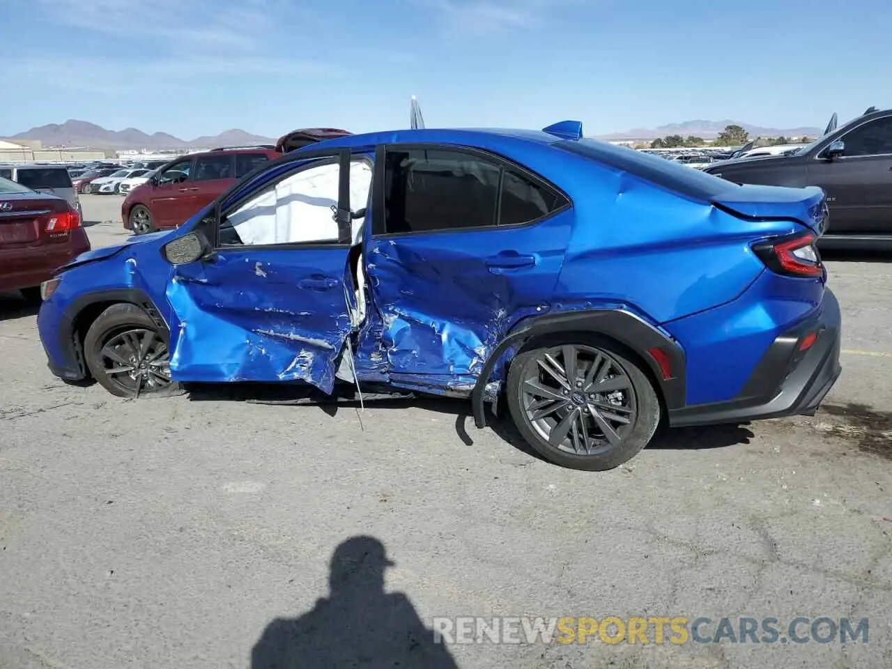 2 fotografías del automóvil dañado JF1VBAB69P8816035 SUBARU WRX 2023