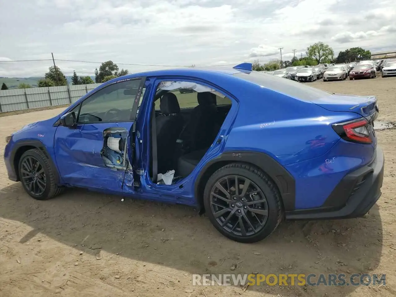 2 fotografías del automóvil dañado JF1VBAF65P9824749 SUBARU WRX 2023