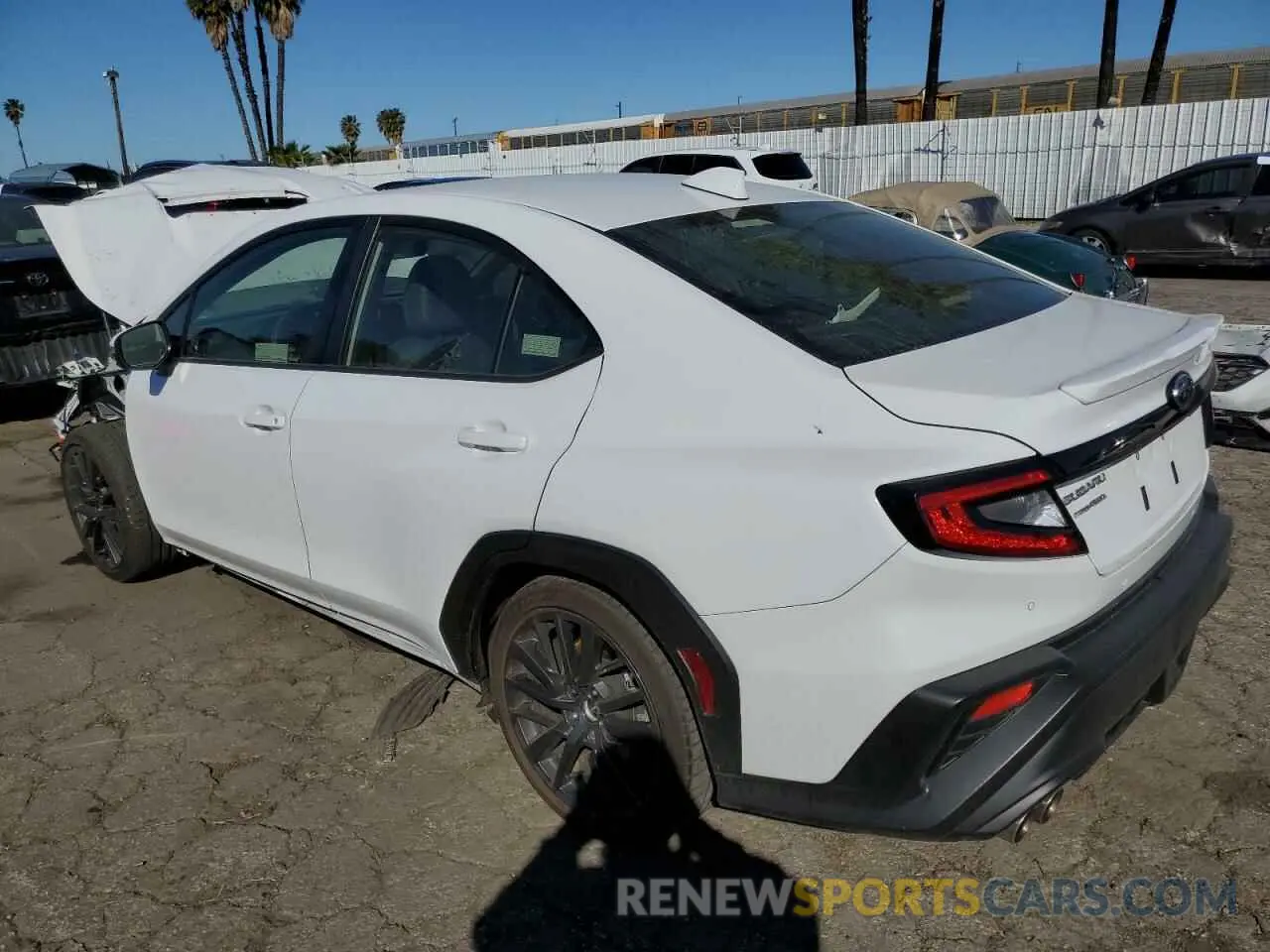 2 fotografías del automóvil dañado JF1VBAN65P8806677 SUBARU WRX 2023