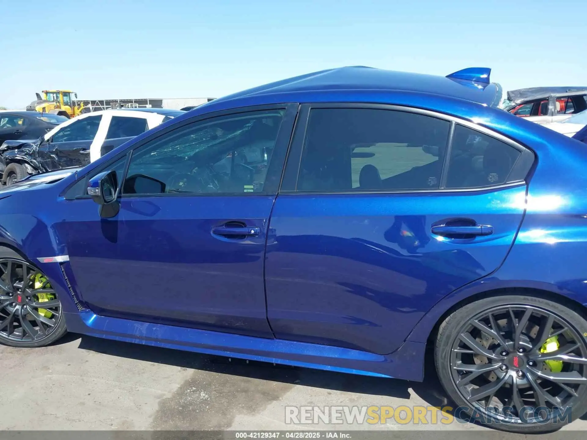 13 fotografías del automóvil dañado JF1VA2S63K9811084 SUBARU WRX STI 2019