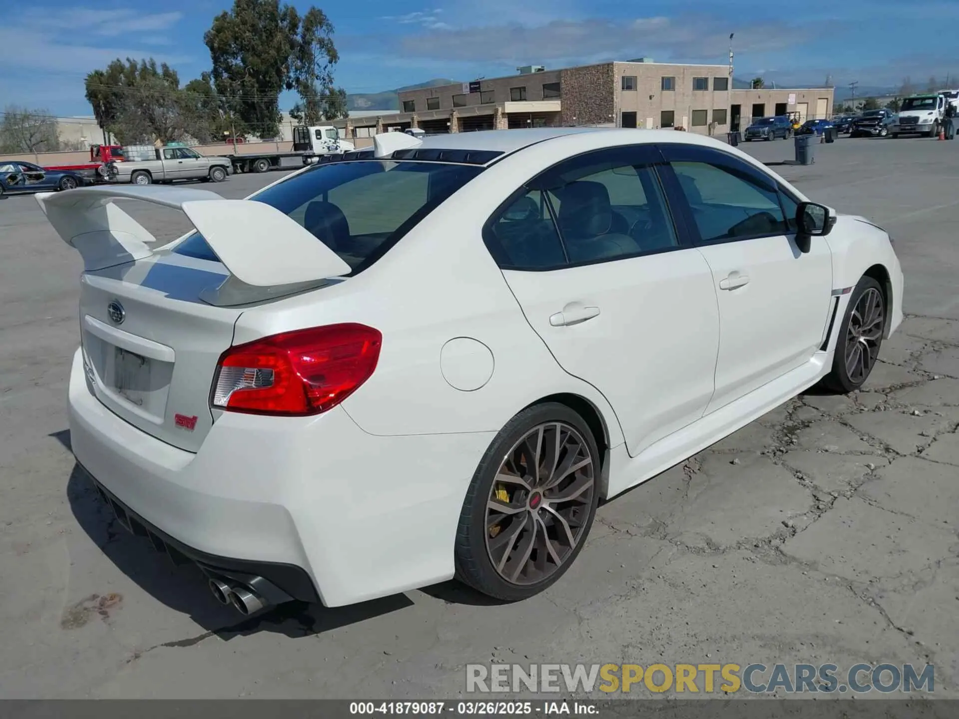 4 fotografías del automóvil dañado JF1VA2Y61L9834016 SUBARU WRX STI 2020