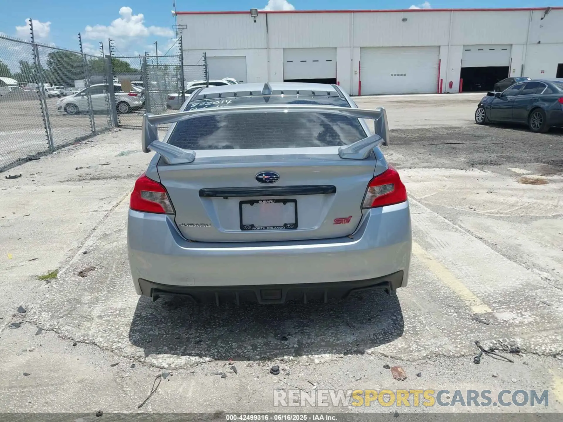 16 fotografías del automóvil dañado JF1VA2E66M9822014 SUBARU WRX STI 2021