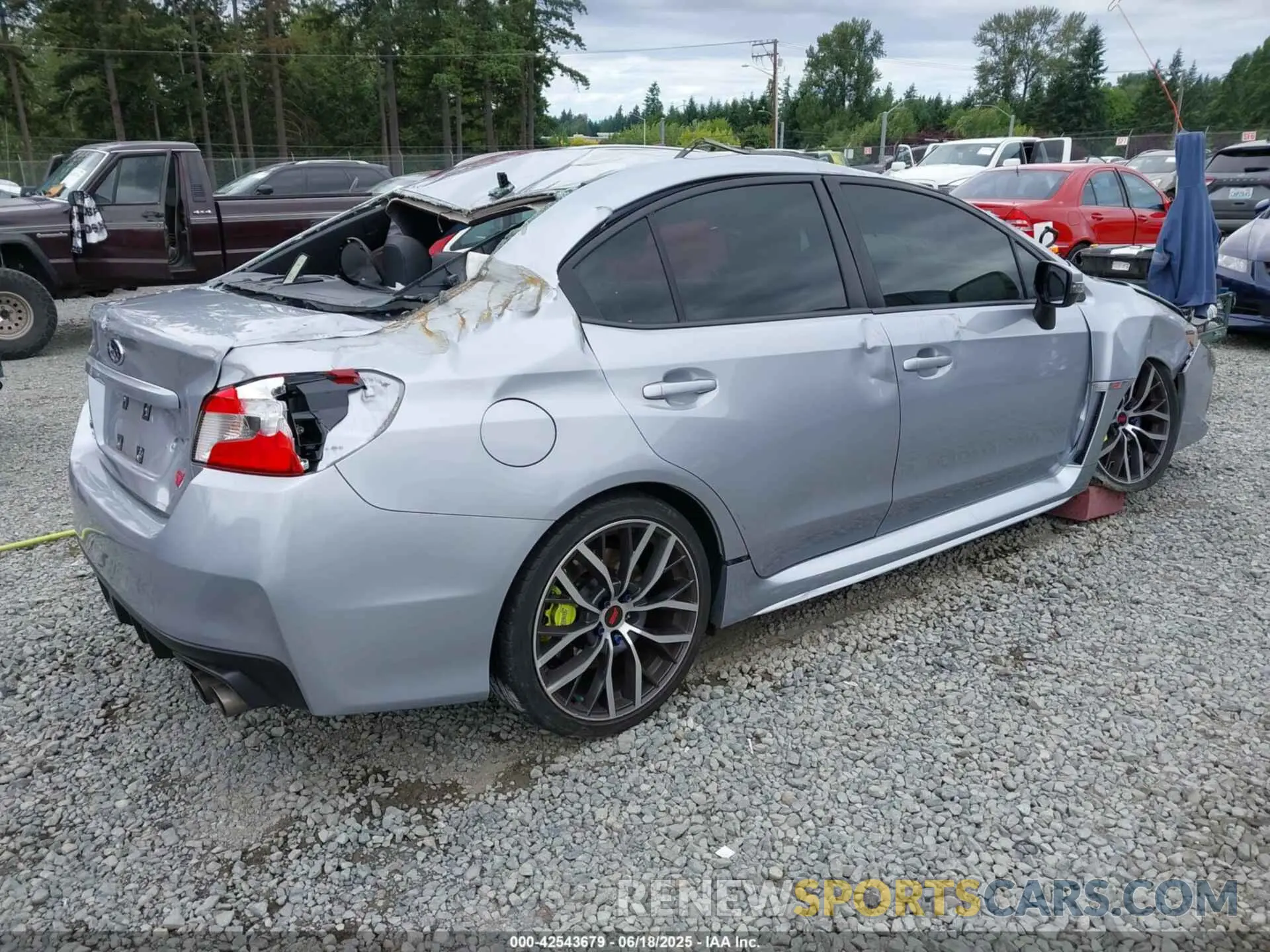 4 fotografías del automóvil dañado JF1VA2W60M9811220 SUBARU WRX STI 2021