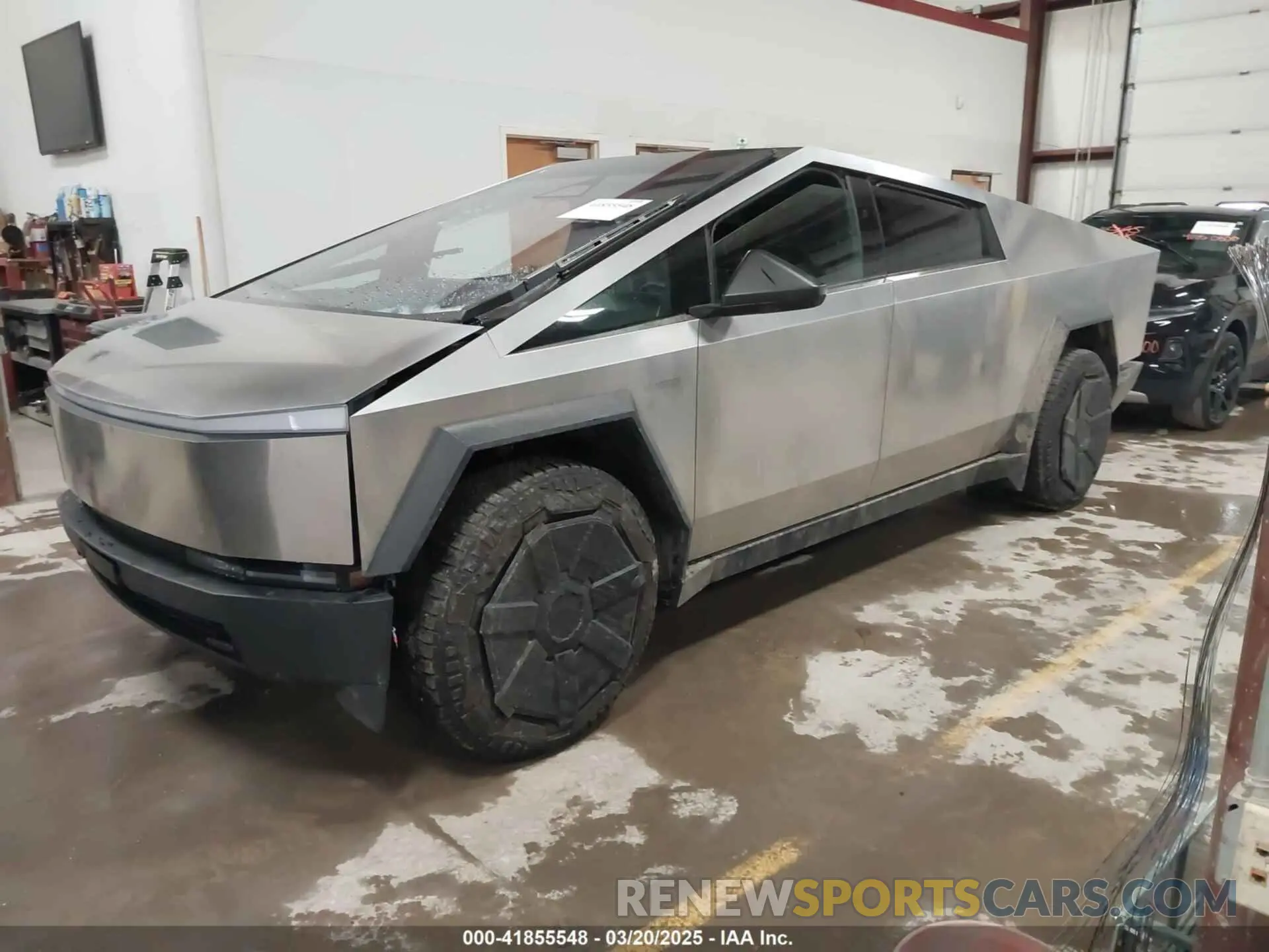2 fotografías del automóvil dañado 7G2CEHED0RA009086 TESLA CYBERTRUCK 2024