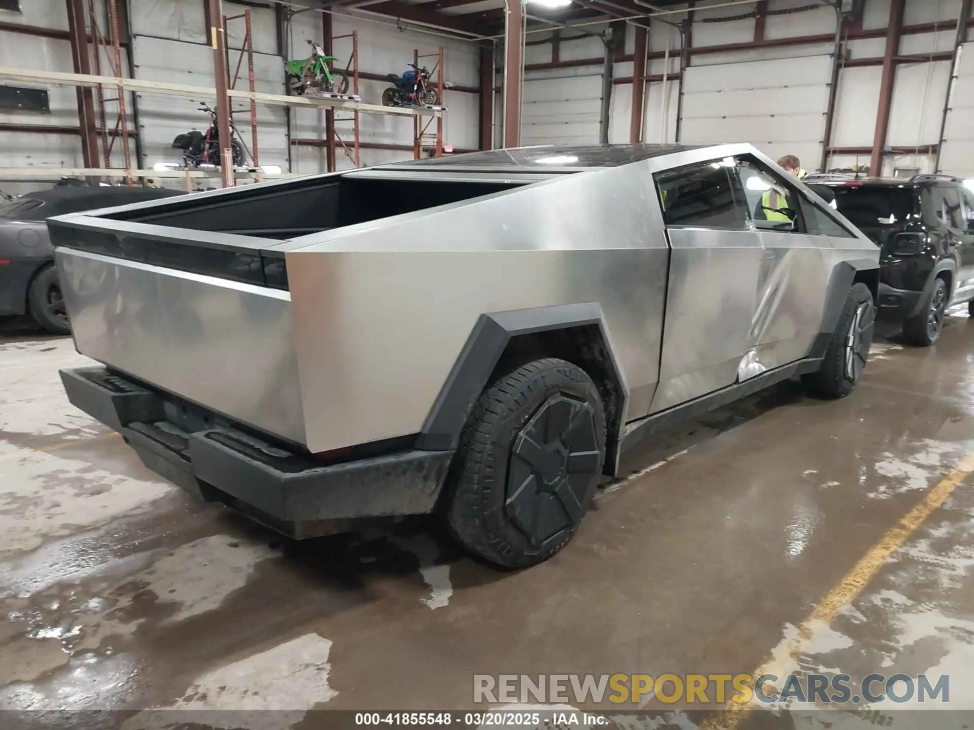 4 fotografías del automóvil dañado 7G2CEHED0RA009086 TESLA CYBERTRUCK 2024