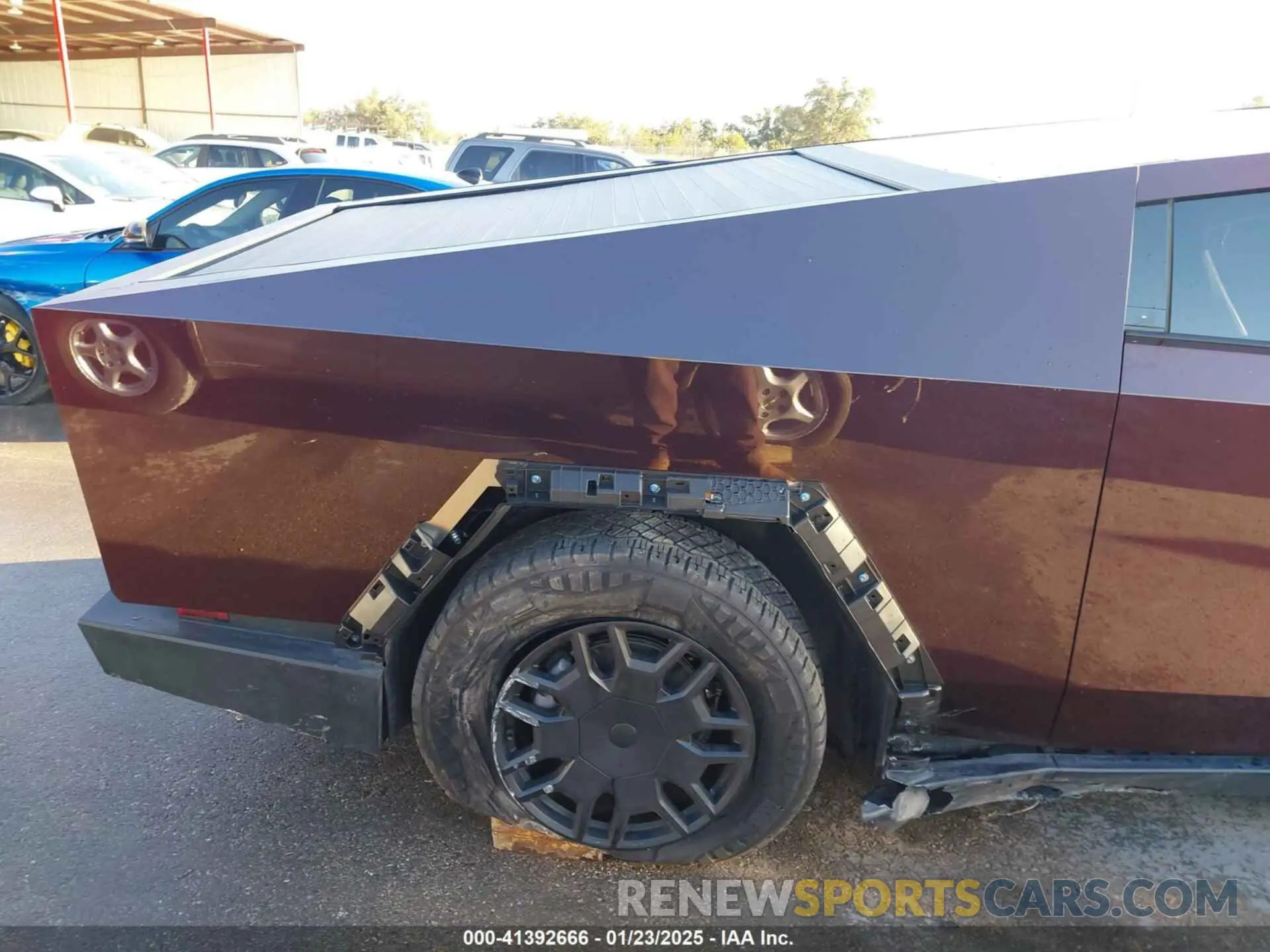 20 fotografías del automóvil dañado 7G2CEHED3RA021703 TESLA CYBERTRUCK 2024