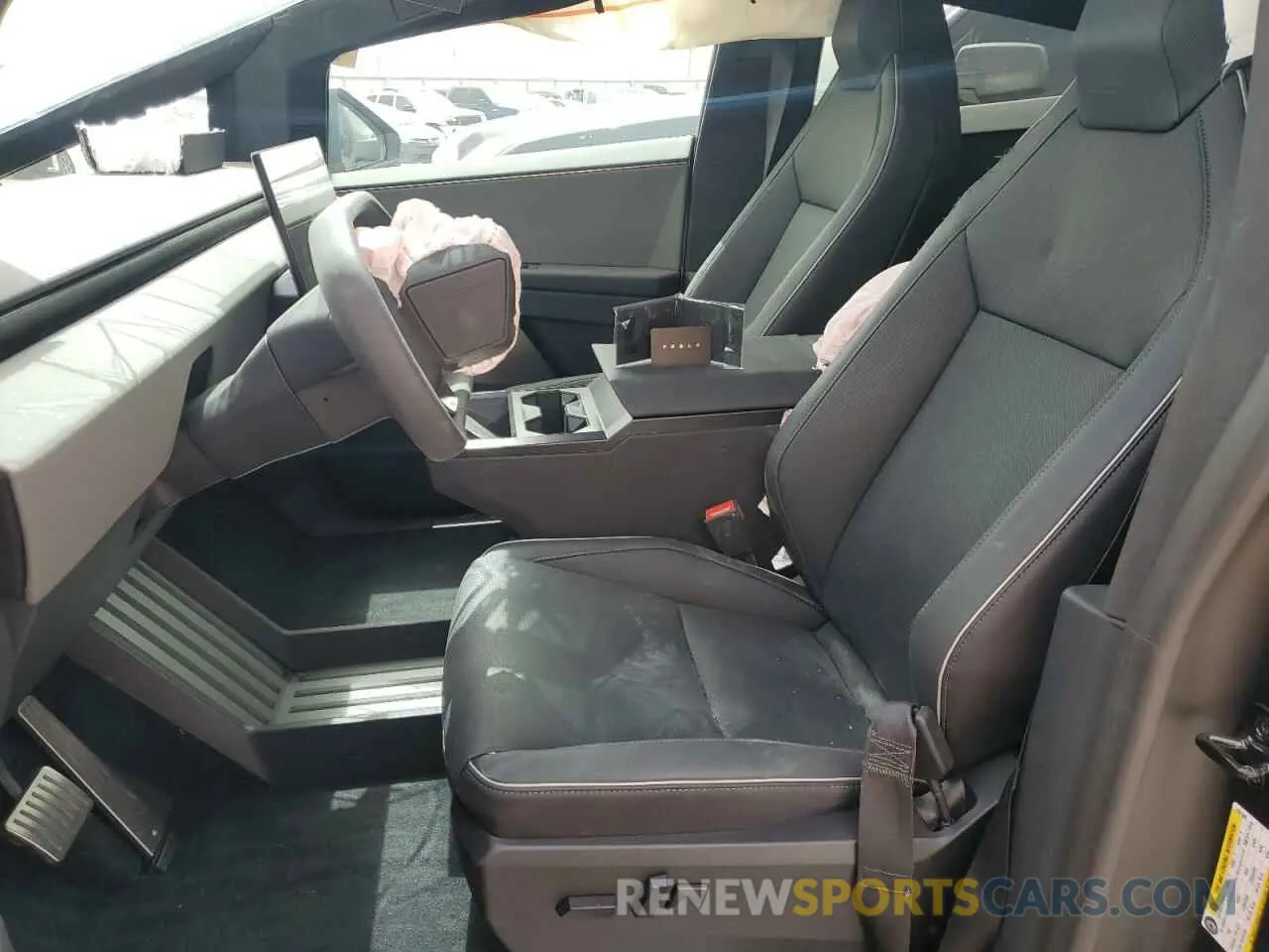 7 fotografías del automóvil dañado 7G2CEHED6RA037345 TESLA CYBERTRUCK 2024