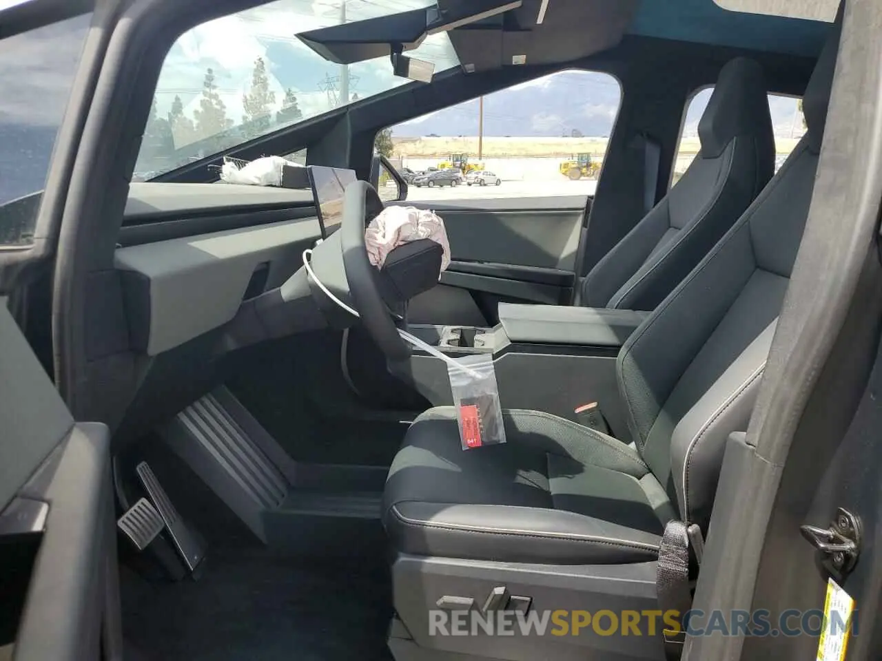 7 fotografías del automóvil dañado 7G2CEHED7RA035023 TESLA CYBERTRUCK 2024