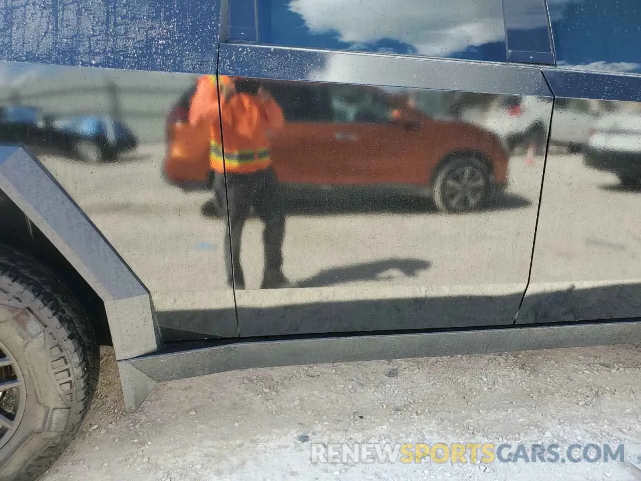 10 fotografías del automóvil dañado 7G2CEHED9RA008051 TESLA CYBERTRUCK 2024