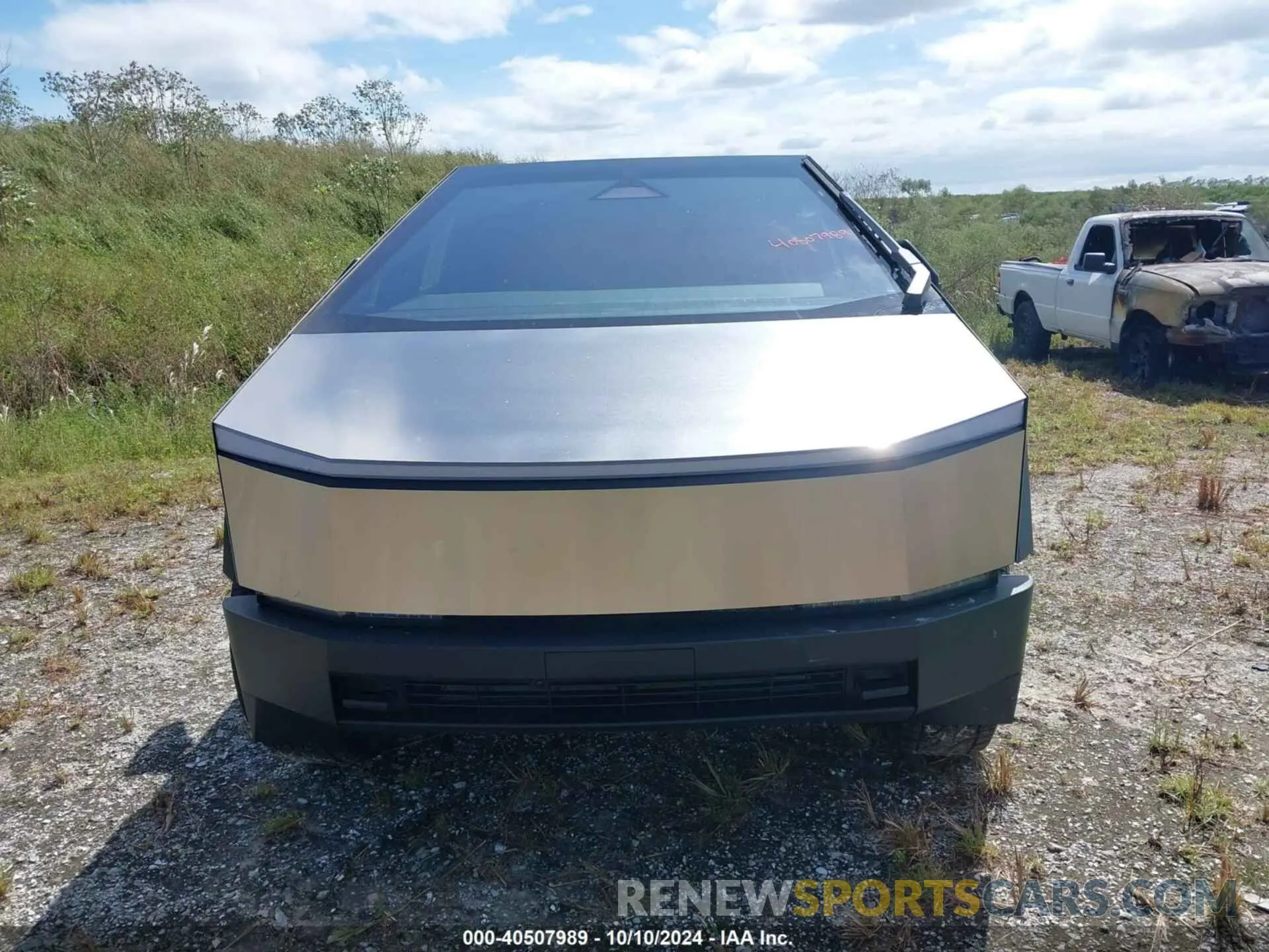 12 fotografías del automóvil dañado 7G2CEHED9RA029028 TESLA CYBERTRUCK 2024