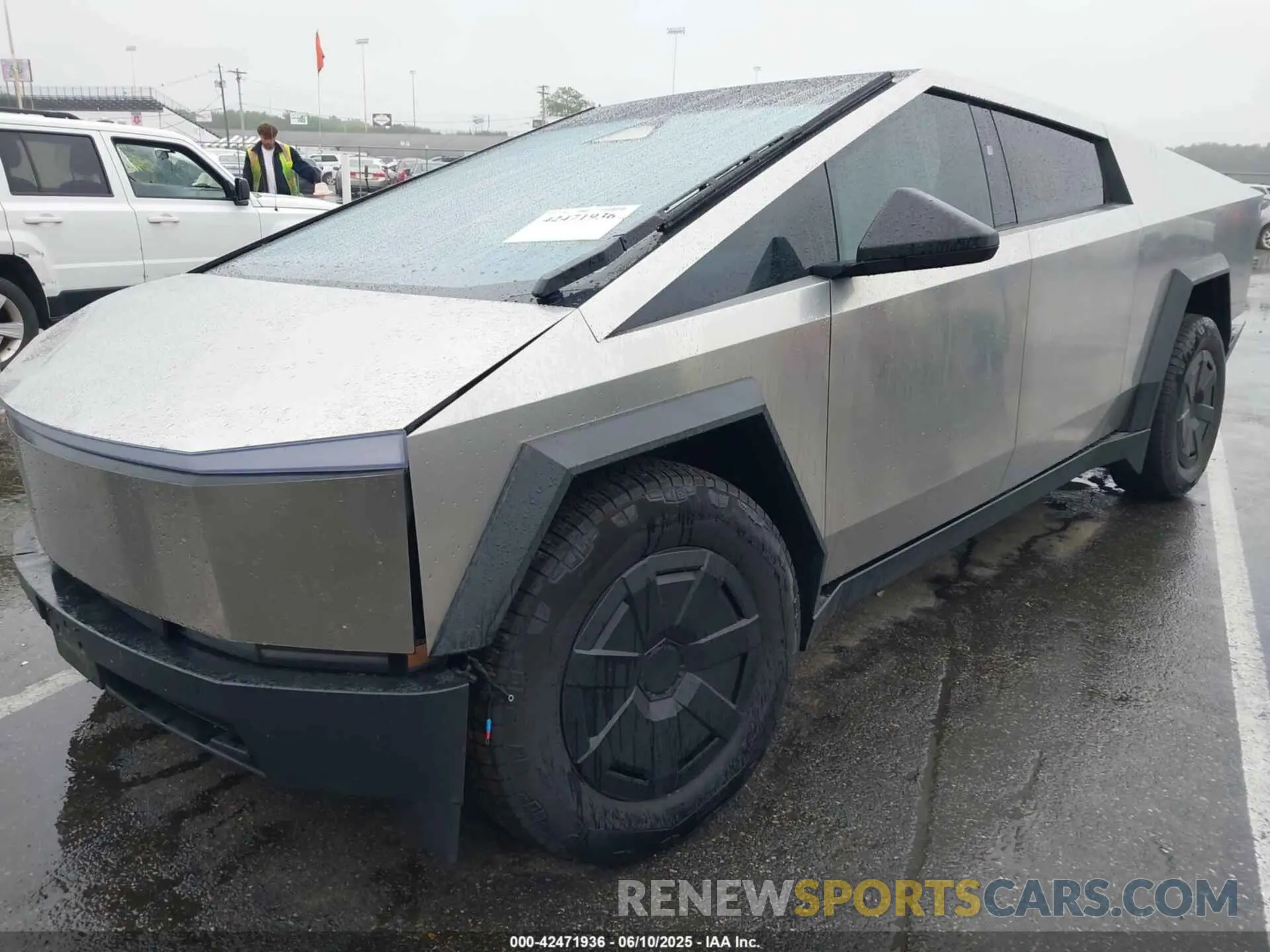2 fotografías del automóvil dañado 7G2CEHEDXRA043438 TESLA CYBERTRUCK 2024