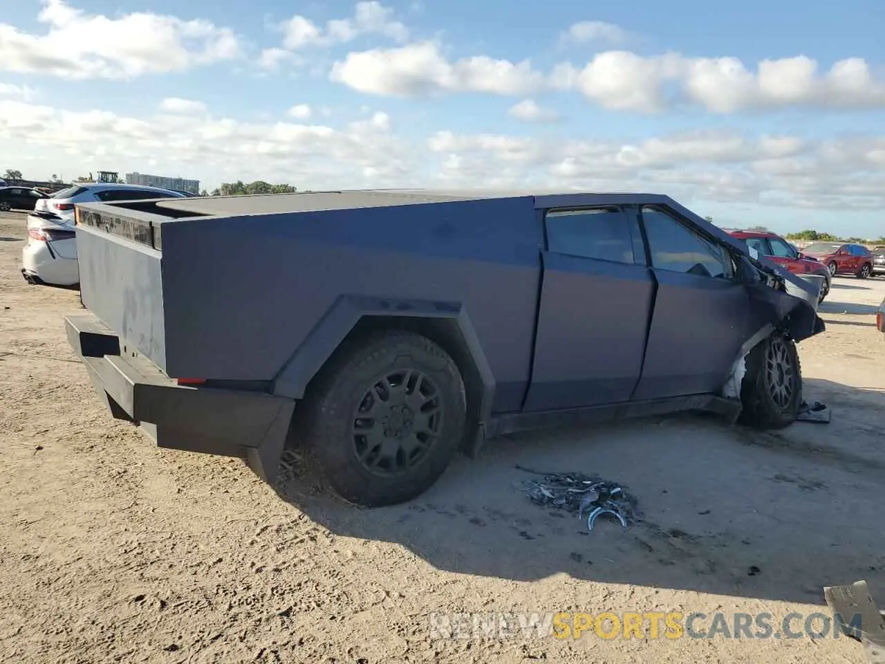 3 fotografías del automóvil dañado 7G2CEHEE3RA013268 TESLA CYBERTRUCK 2024