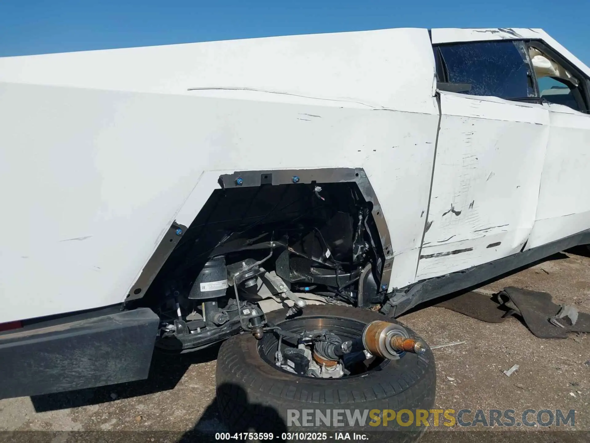 19 fotografías del automóvil dañado 7G2CEHEE3RA040518 TESLA CYBERTRUCK 2024