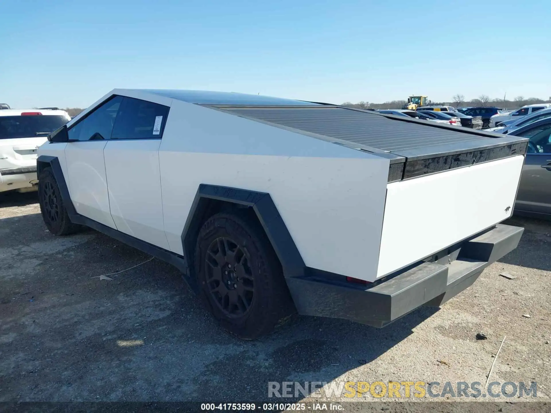 3 fotografías del automóvil dañado 7G2CEHEE3RA040518 TESLA CYBERTRUCK 2024