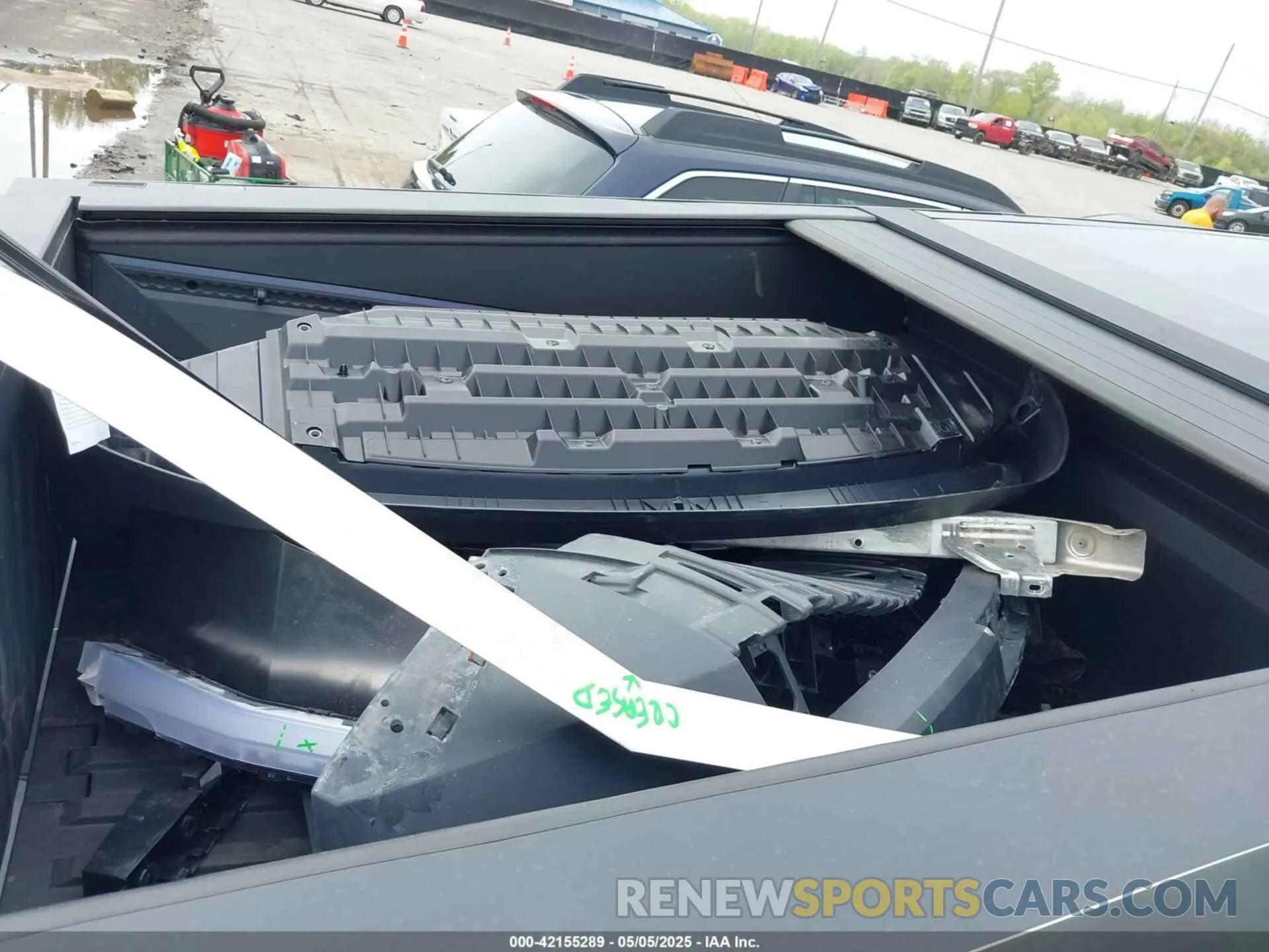 12 fotografías del automóvil dañado 7G2CEHEE3RA041930 TESLA CYBERTRUCK 2024