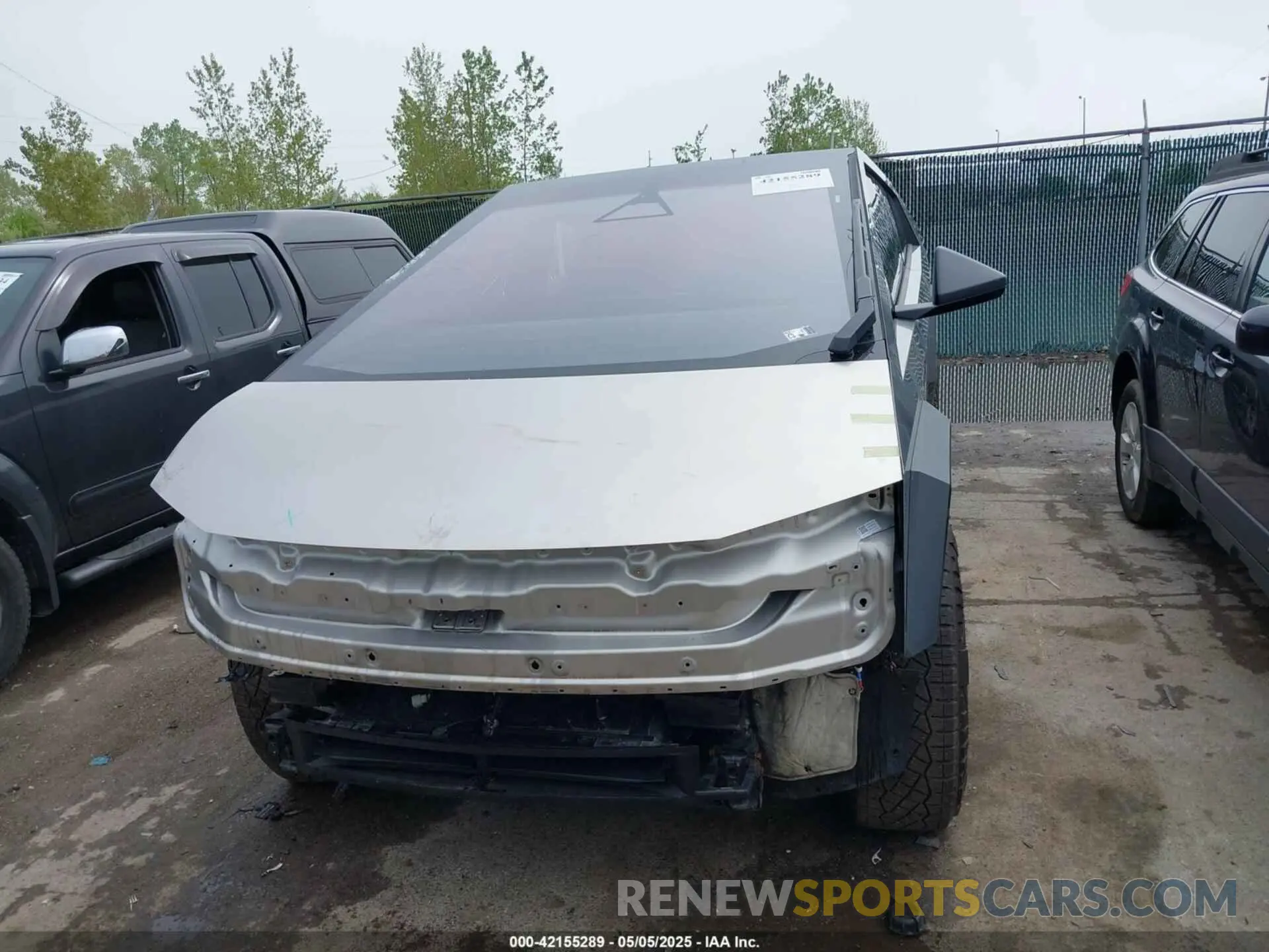 13 fotografías del automóvil dañado 7G2CEHEE3RA041930 TESLA CYBERTRUCK 2024