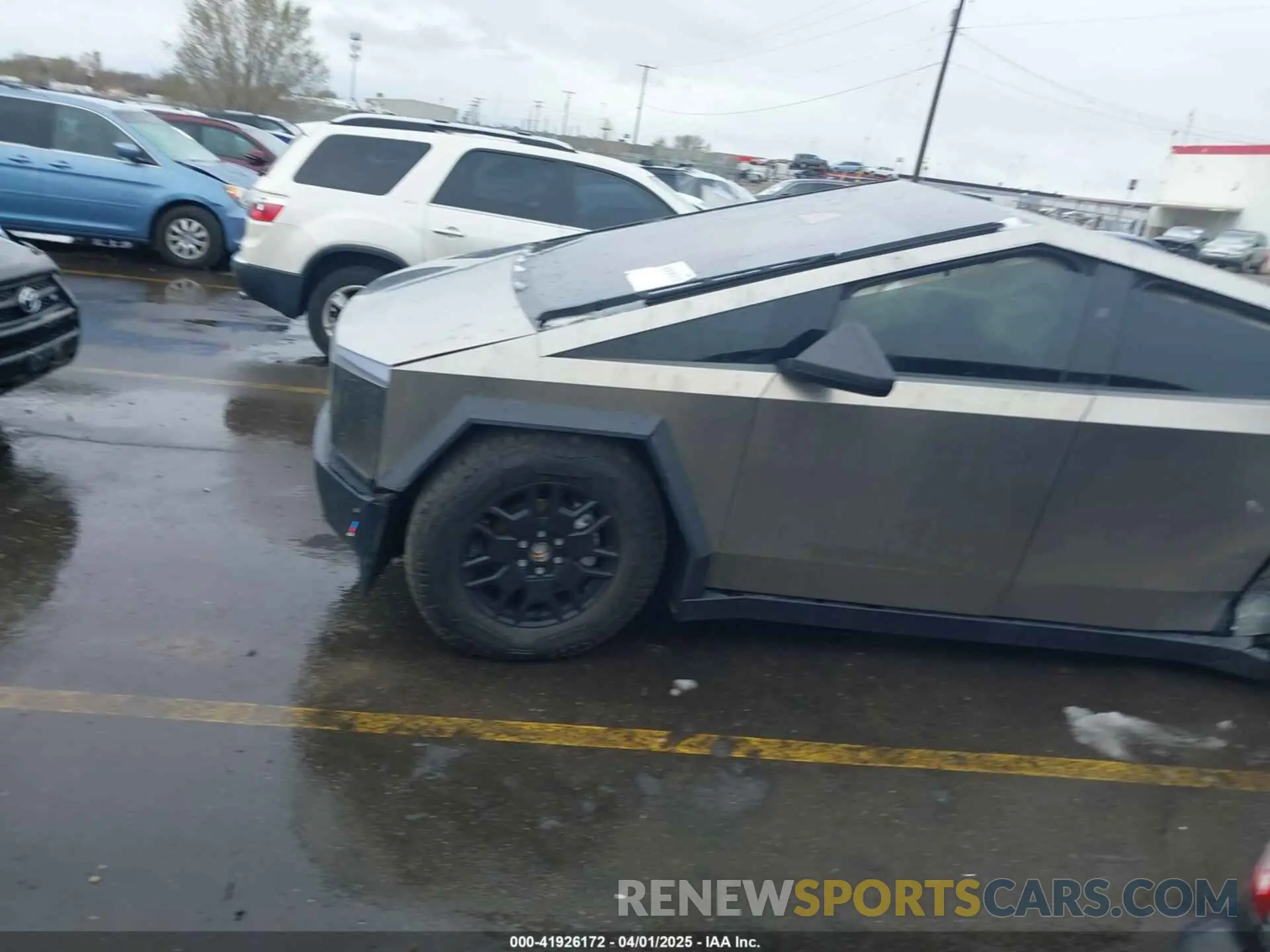 14 fotografías del automóvil dañado 7G2CEHEE5RA019900 TESLA CYBERTRUCK 2024
