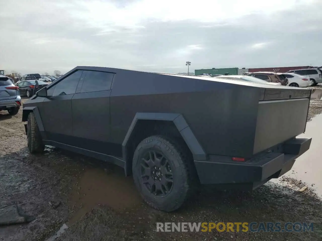2 fotografías del automóvil dañado 7G2CEHEE6RA036074 TESLA CYBERTRUCK 2024