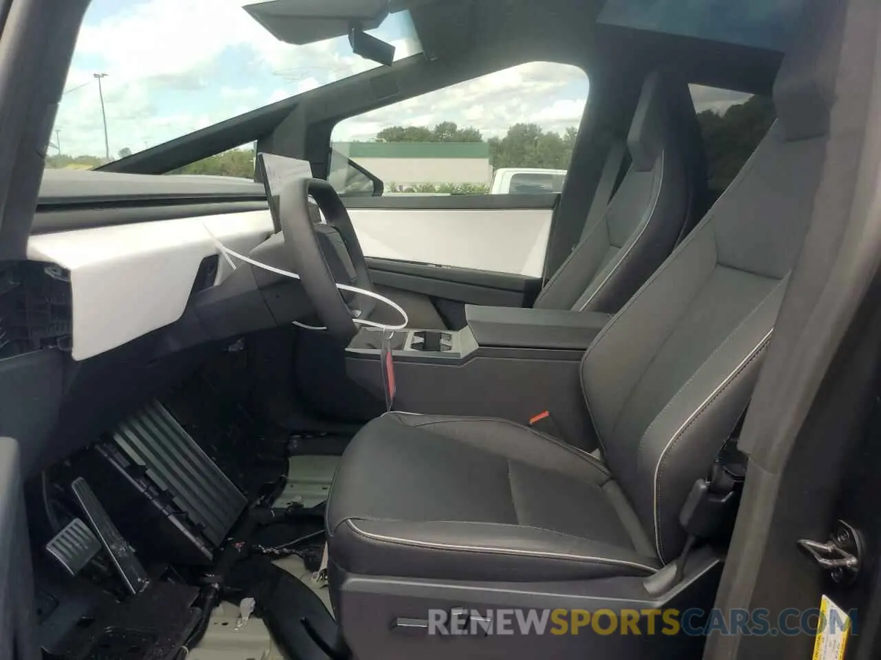 7 fotografías del automóvil dañado 7G2CEHEEXRA017141 TESLA CYBERTRUCK 2024