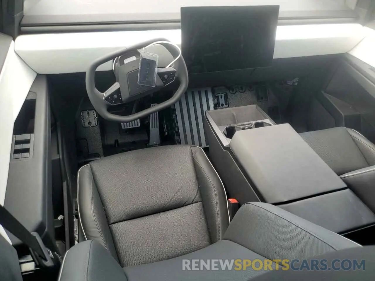 8 fotografías del automóvil dañado 7G2CEHEEXRA017141 TESLA CYBERTRUCK 2024