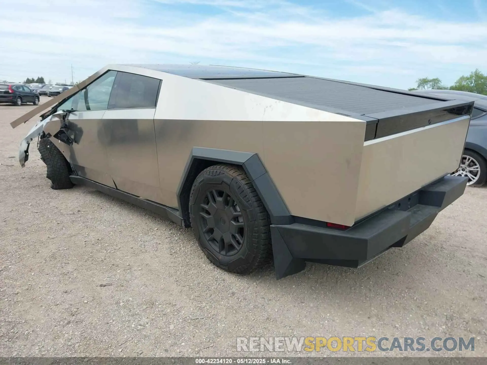 3 fotografías del automóvil dañado 7G2CEHEEXRA024834 TESLA CYBERTRUCK 2024