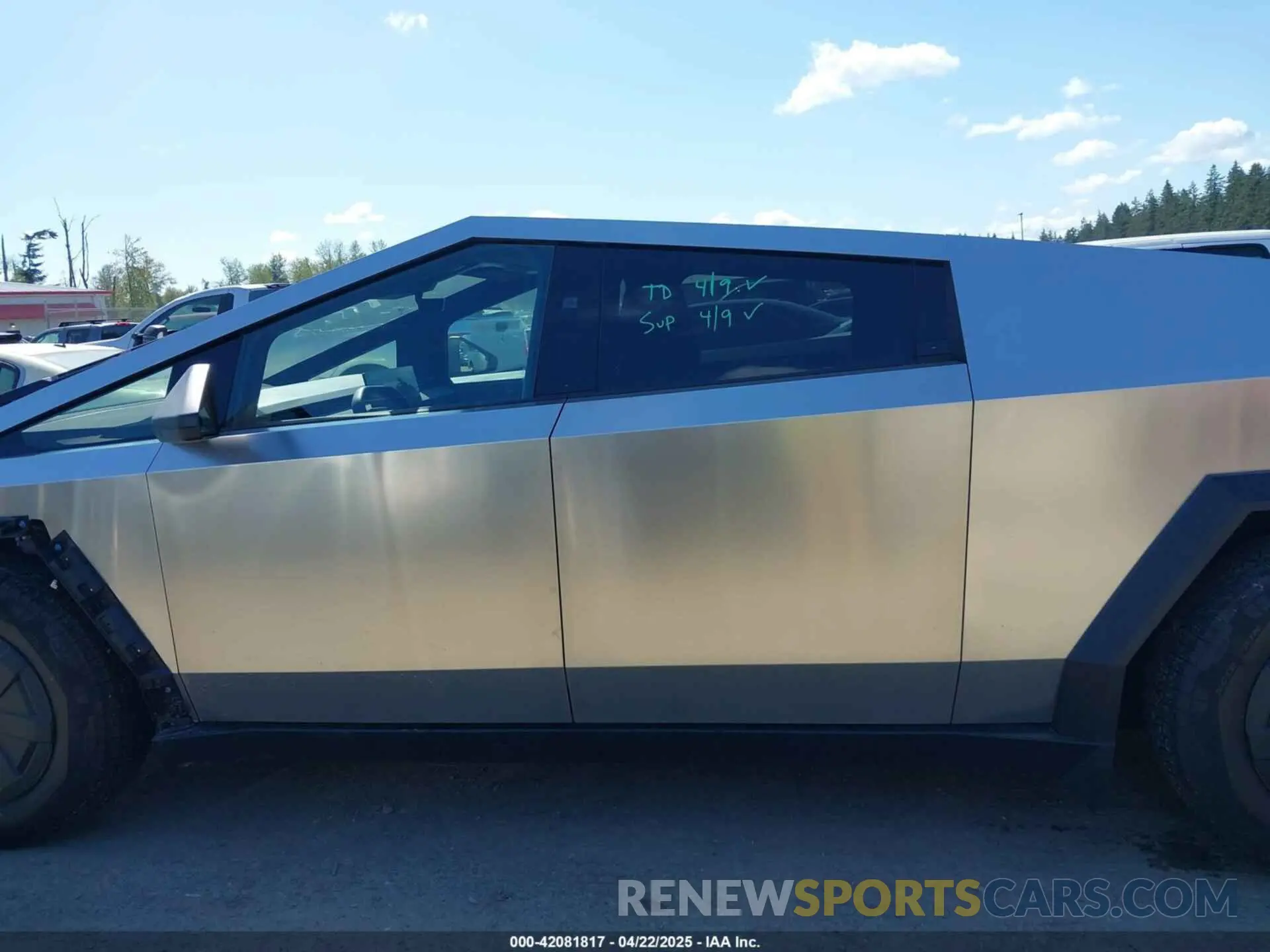 15 fotografías del automóvil dañado 7G2CEHED7SA065144 TESLA CYBERTRUCK 2025