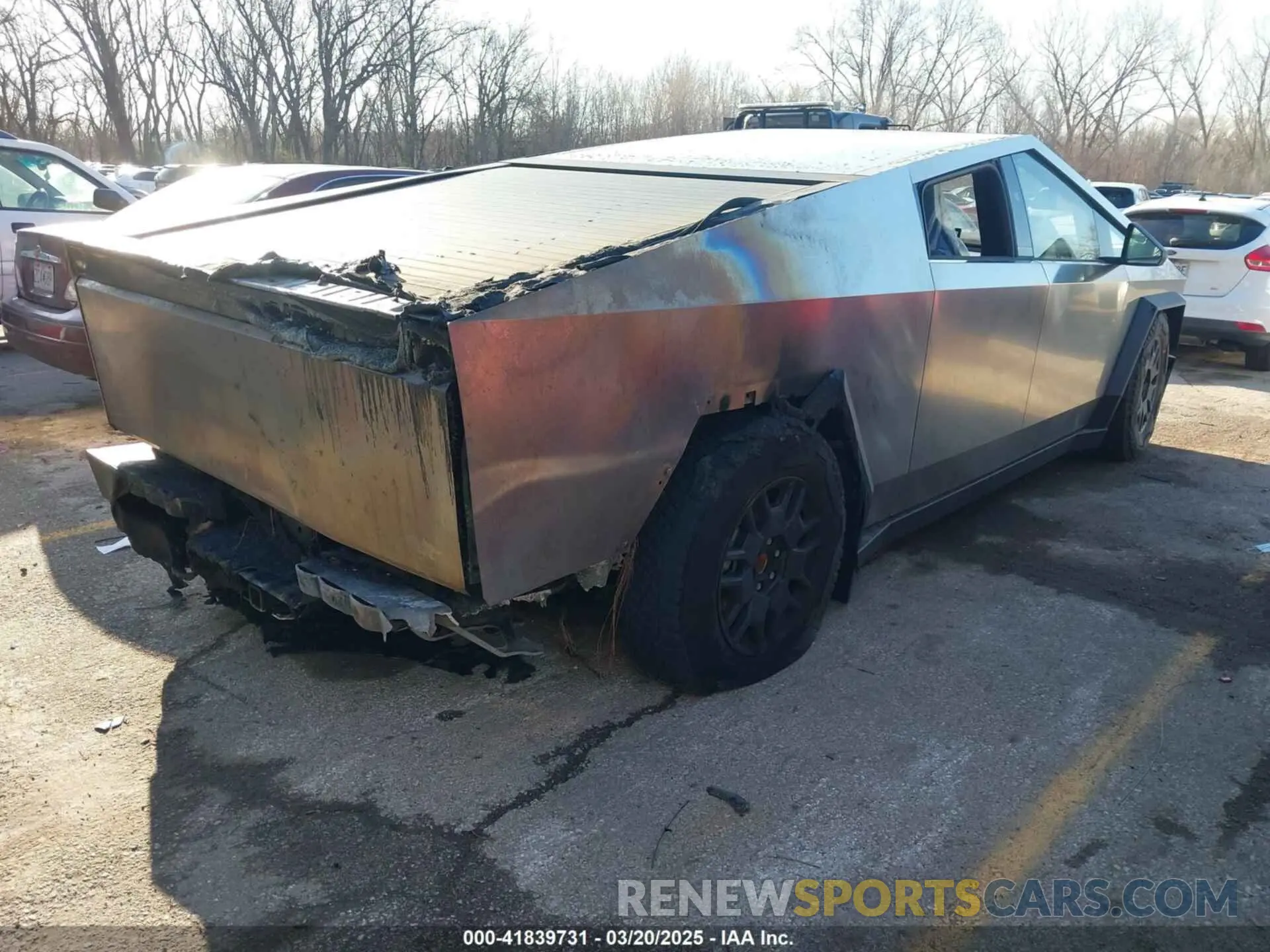 4 fotografías del automóvil dañado 7G2CEHEE9SA061735 TESLA CYBERTRUCK 2025
