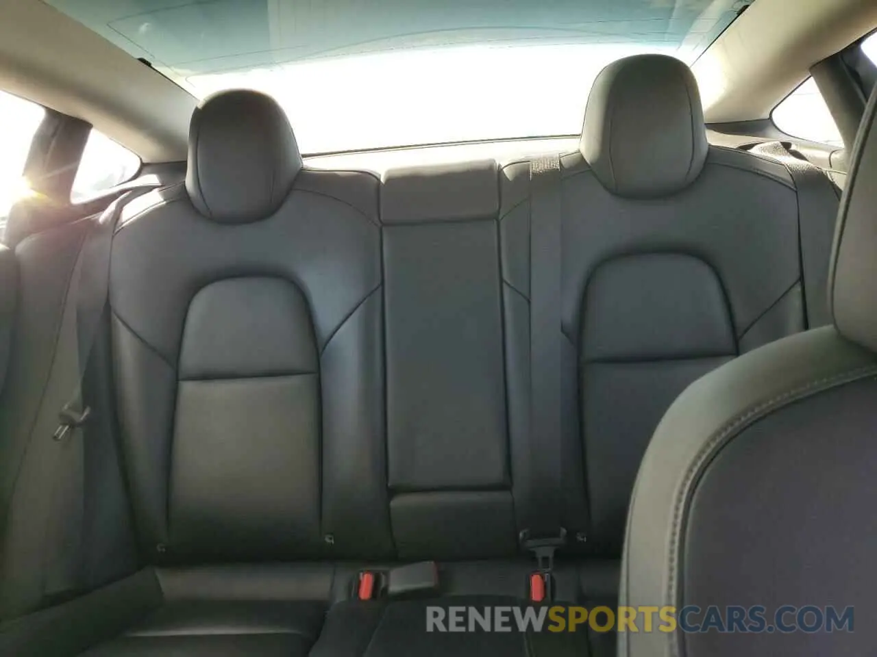10 fotografías del automóvil dañado 5YJ3E1EA0KF230566 TESLA MODEL 3 2019