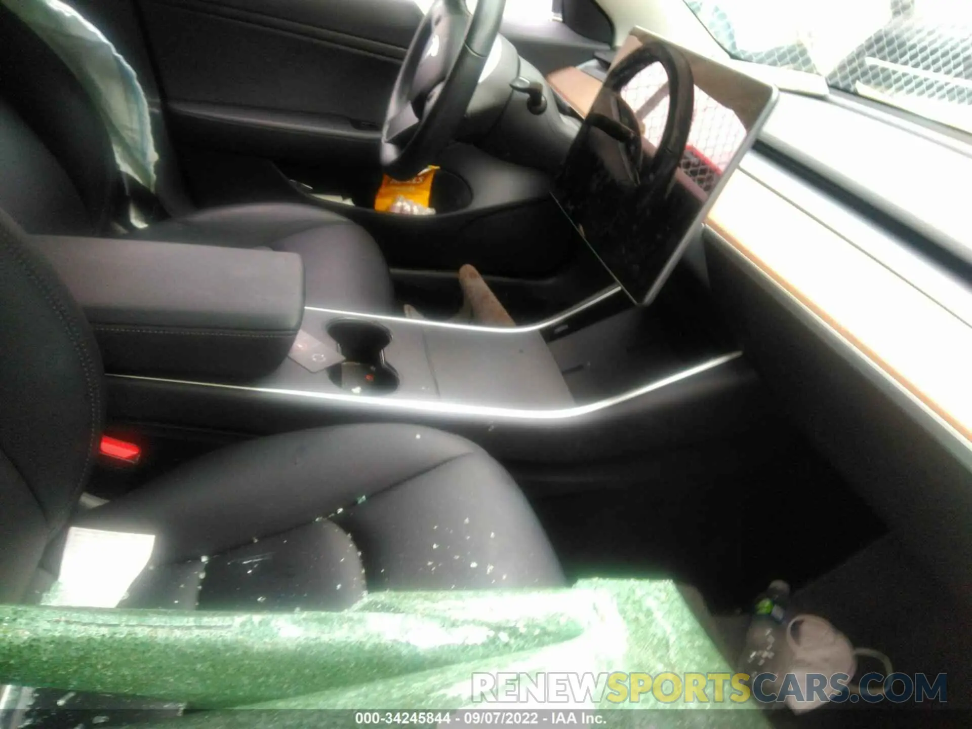 5 fotografías del automóvil dañado 5YJ3E1EA0KF296468 TESLA MODEL 3 2019