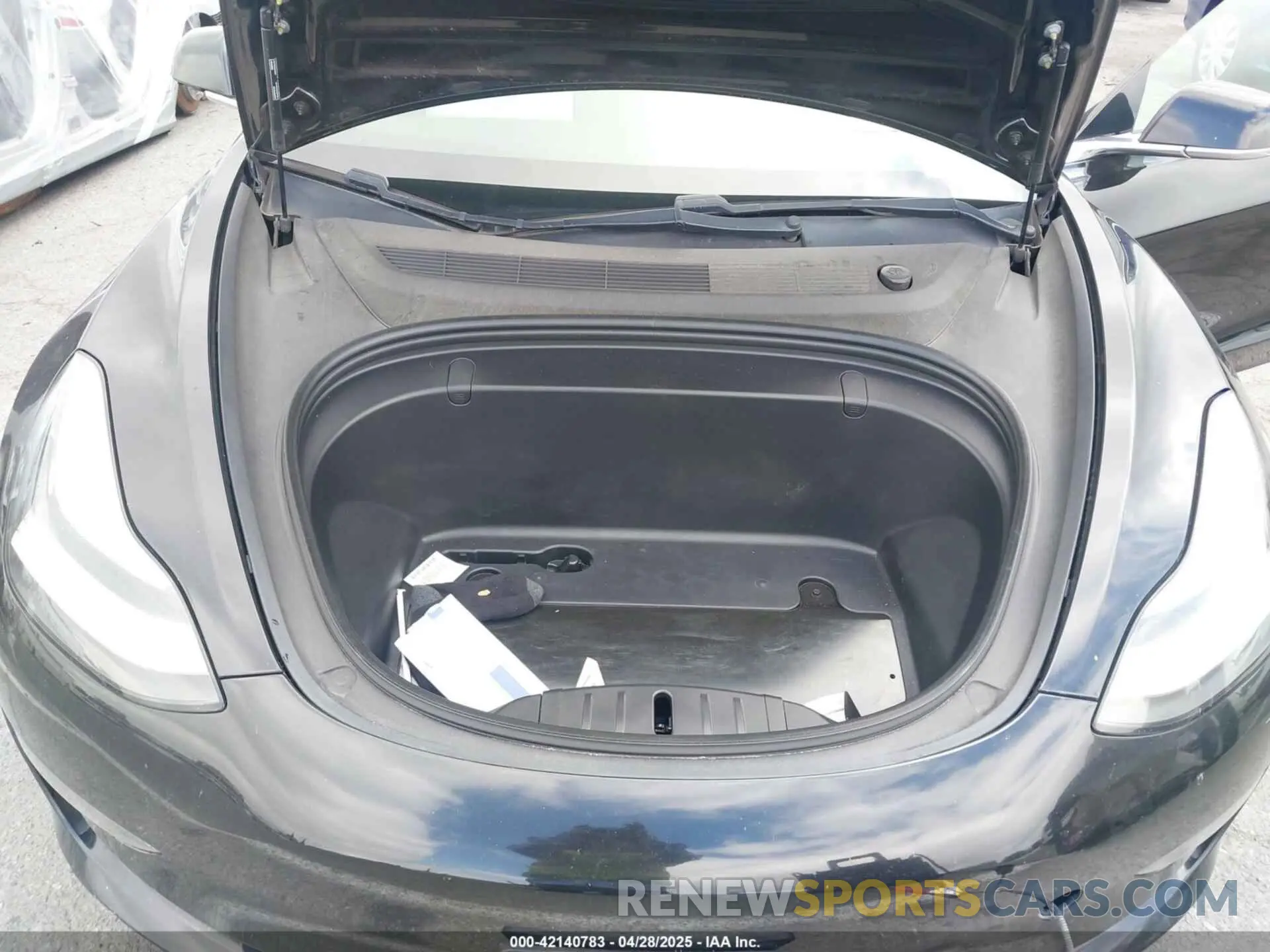 10 fotografías del automóvil dañado 5YJ3E1EA0KF301779 TESLA MODEL 3 2019