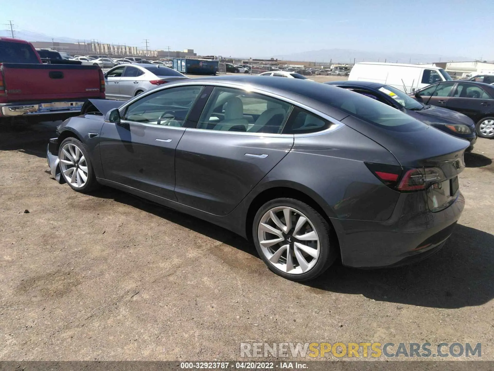 3 fotografías del automóvil dañado 5YJ3E1EA0KF302592 TESLA MODEL 3 2019