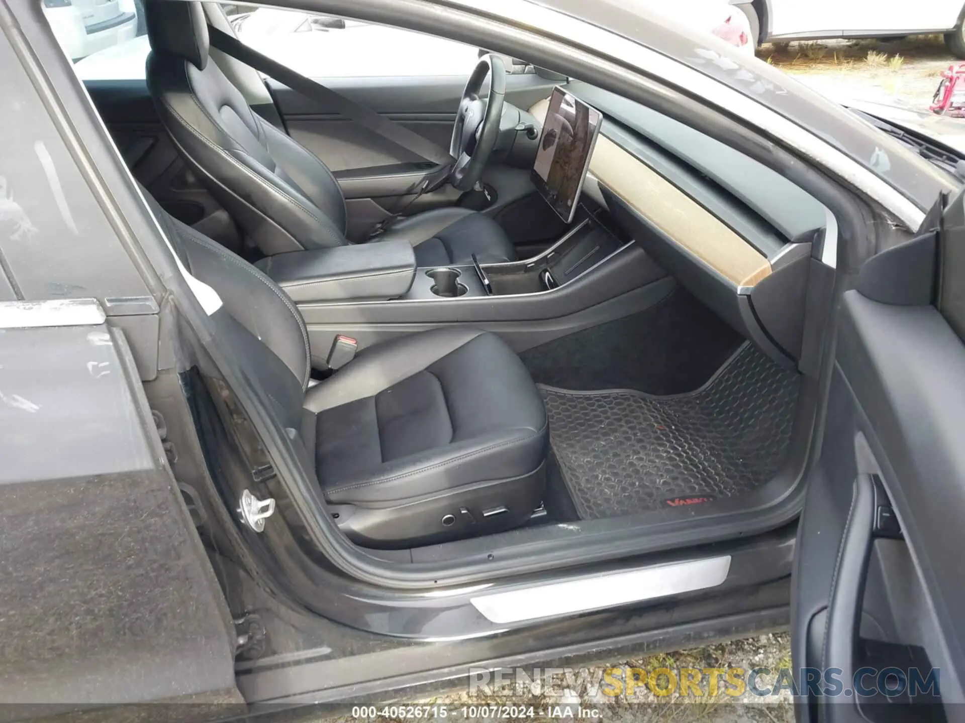 5 fotografías del automóvil dañado 5YJ3E1EA0KF306528 TESLA MODEL 3 2019
