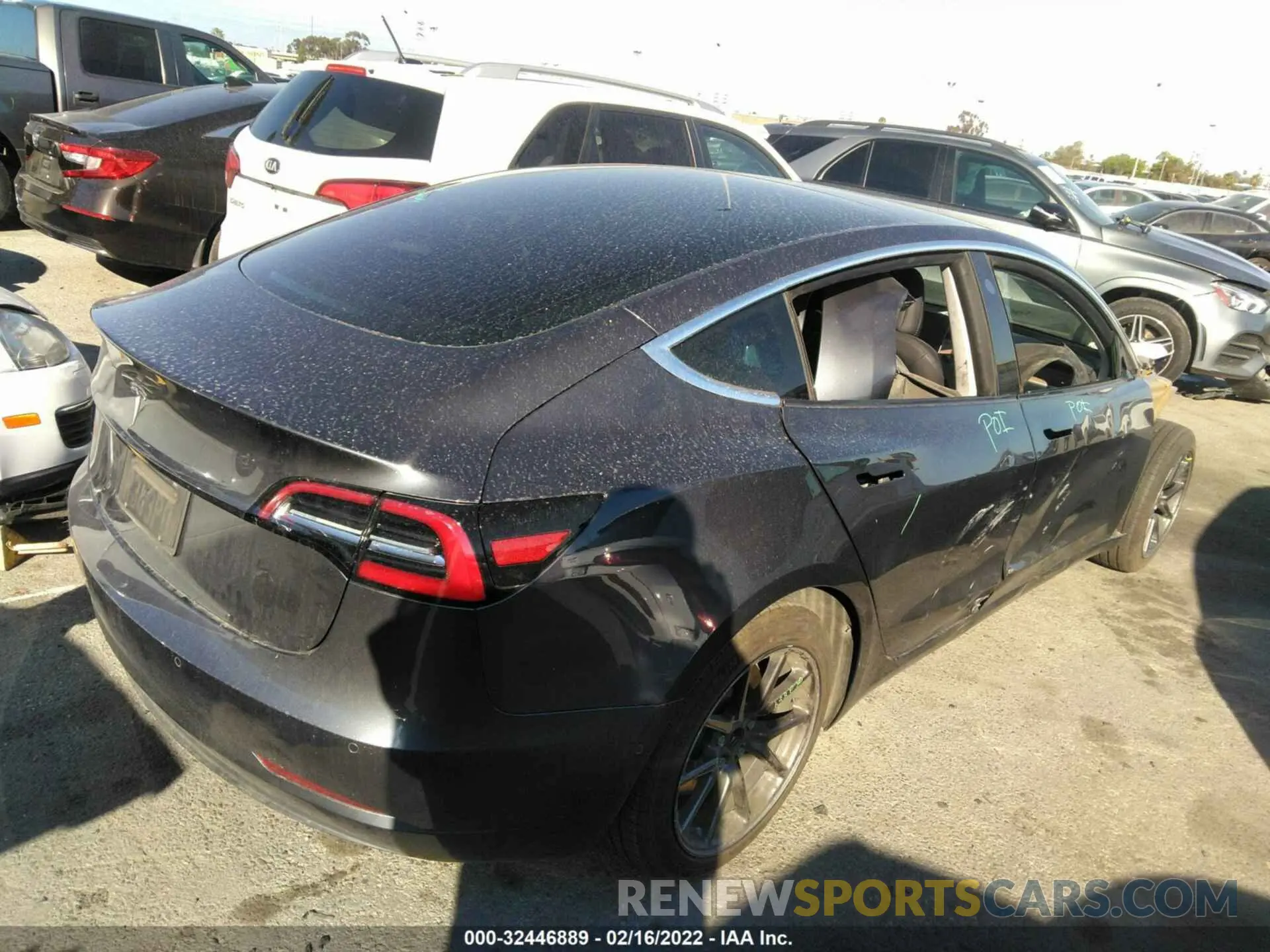 4 fotografías del automóvil dañado 5YJ3E1EA0KF307534 TESLA MODEL 3 2019