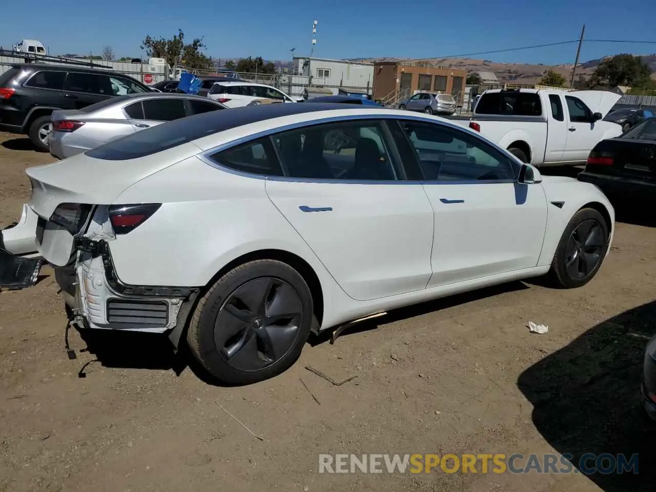 3 fotografías del automóvil dañado 5YJ3E1EA0KF326584 TESLA MODEL 3 2019