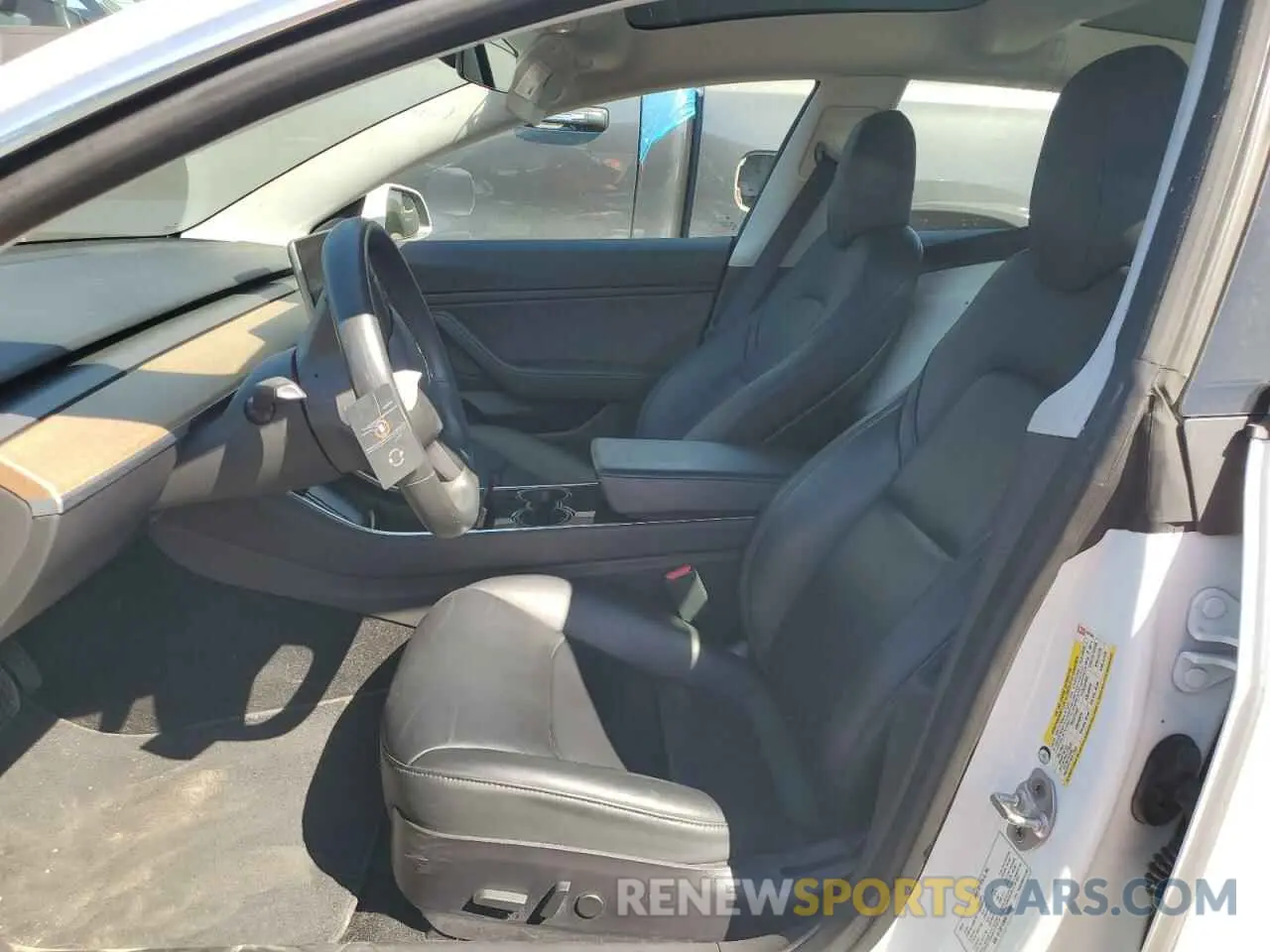 7 fotografías del automóvil dañado 5YJ3E1EA0KF326584 TESLA MODEL 3 2019