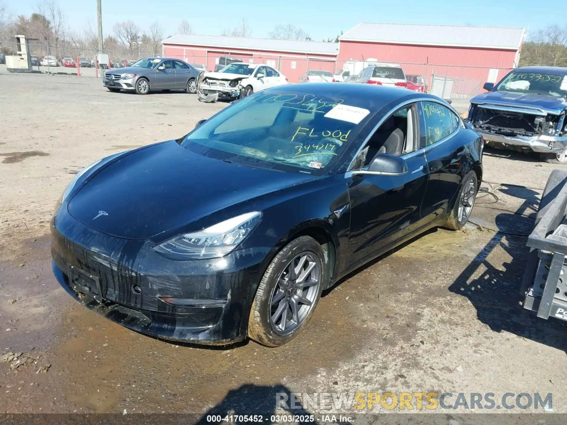 2 fotografías del automóvil dañado 5YJ3E1EA0KF394514 TESLA MODEL 3 2019