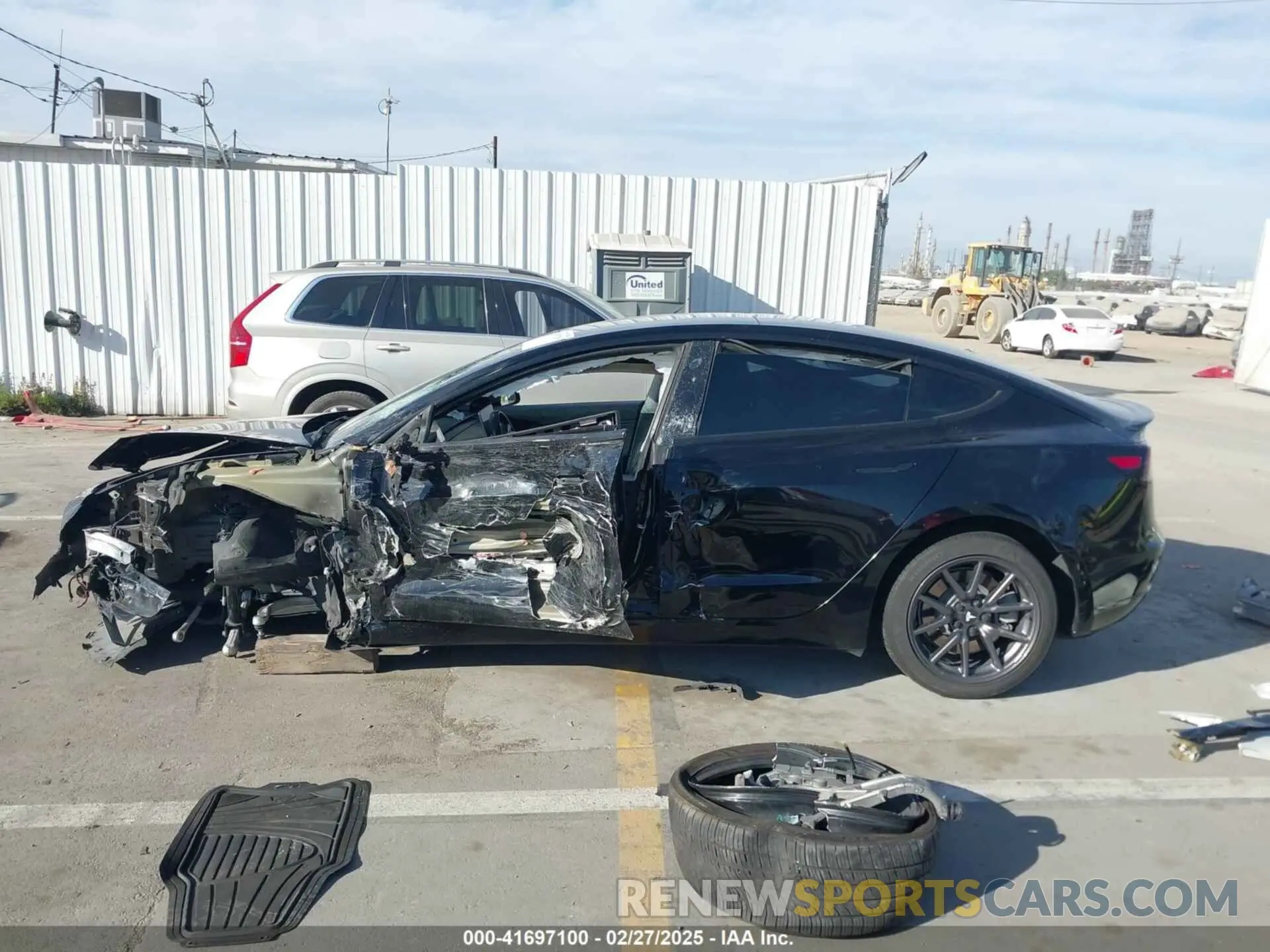 14 fotografías del automóvil dañado 5YJ3E1EA0KF399082 TESLA MODEL 3 2019