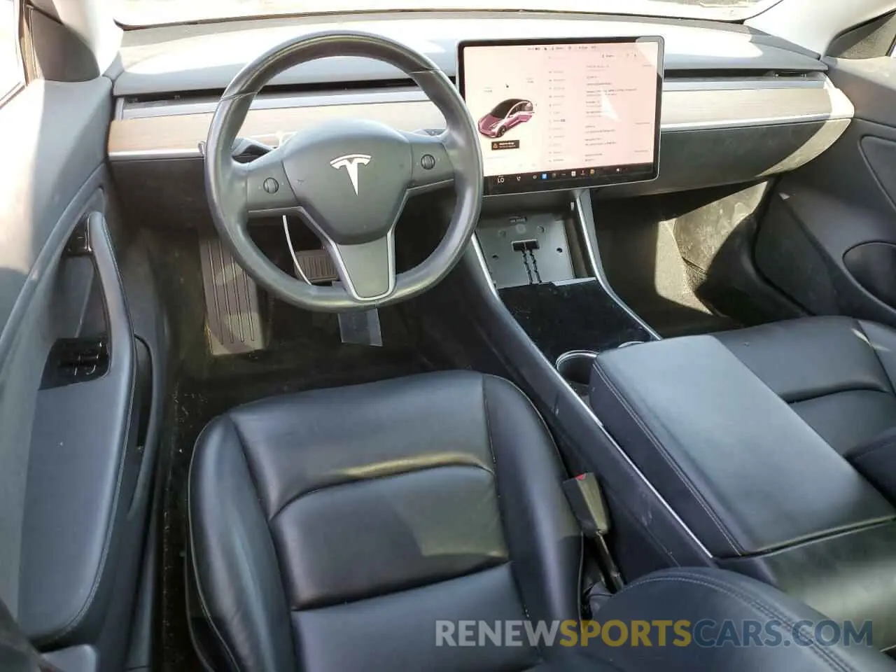 8 fotografías del automóvil dañado 5YJ3E1EA0KF411182 TESLA MODEL 3 2019