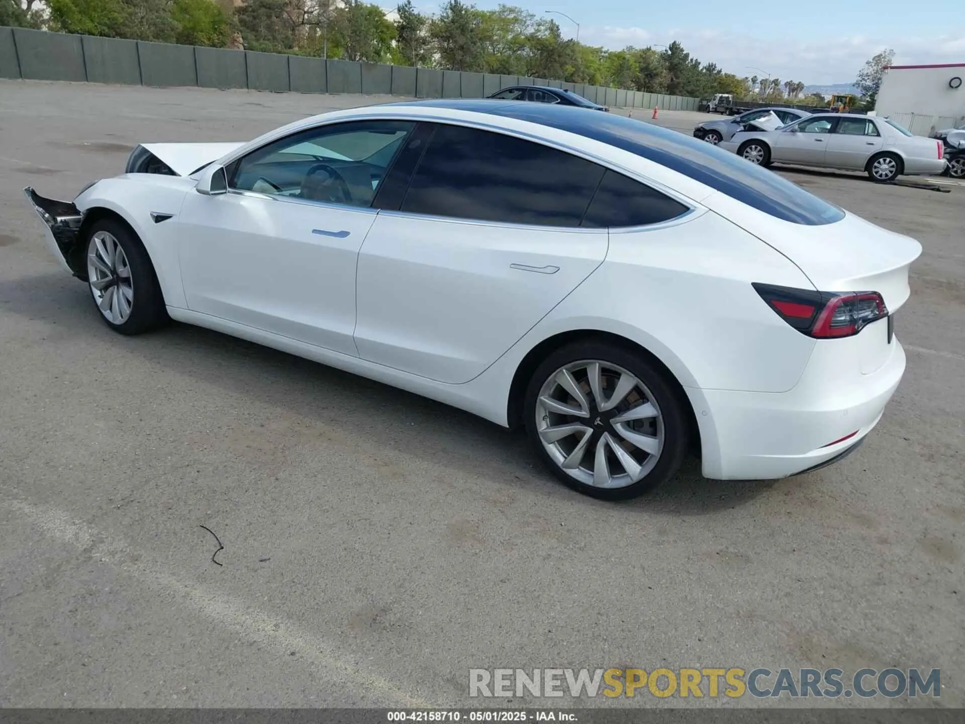 3 fotografías del automóvil dañado 5YJ3E1EA0KF419427 TESLA MODEL 3 2019