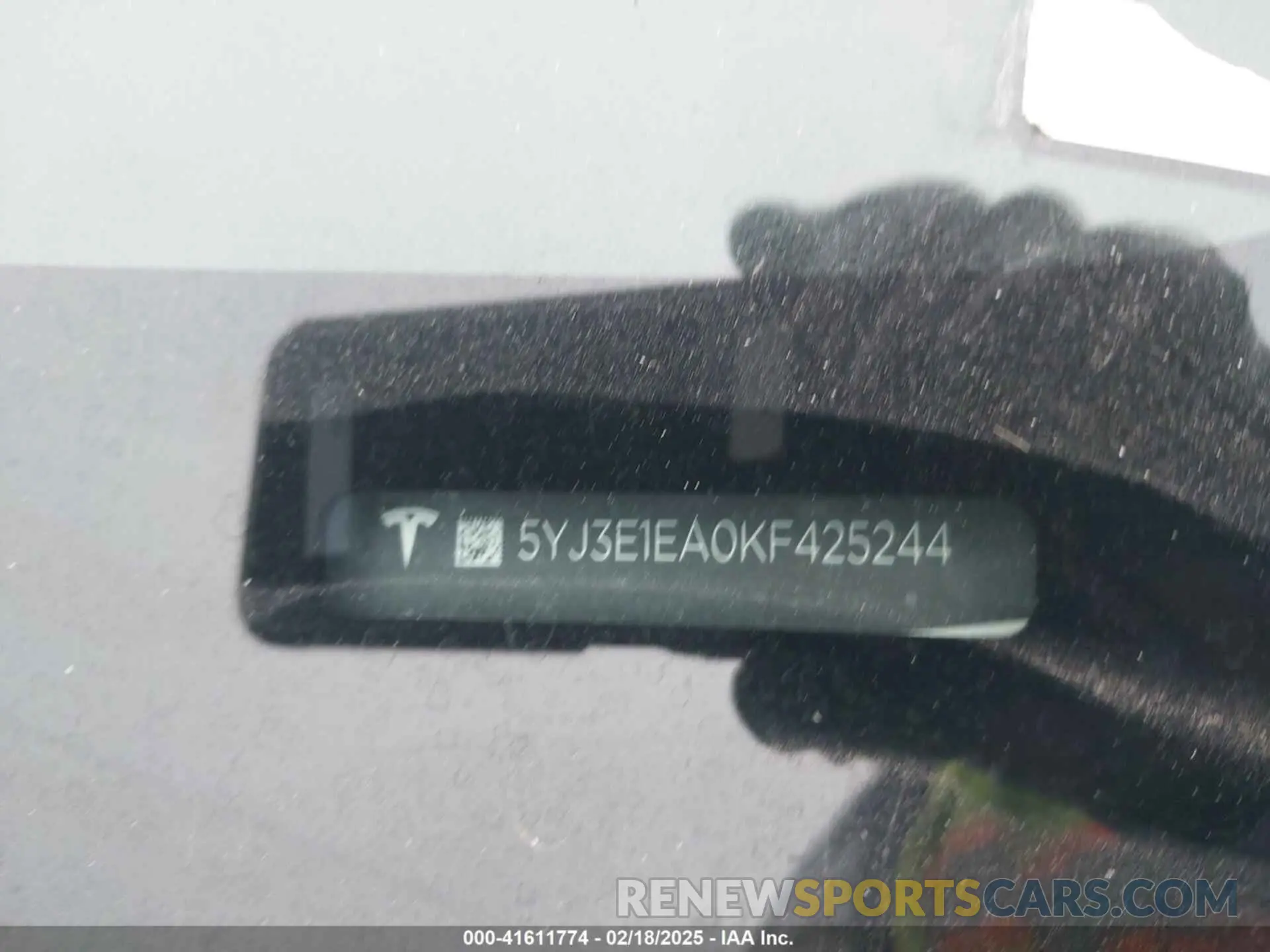 9 fotografías del automóvil dañado 5YJ3E1EA0KF425244 TESLA MODEL 3 2019