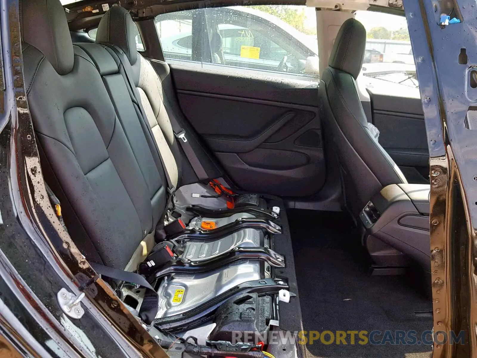 6 fotografías del automóvil dañado 5YJ3E1EA0KF434803 TESLA MODEL 3 2019