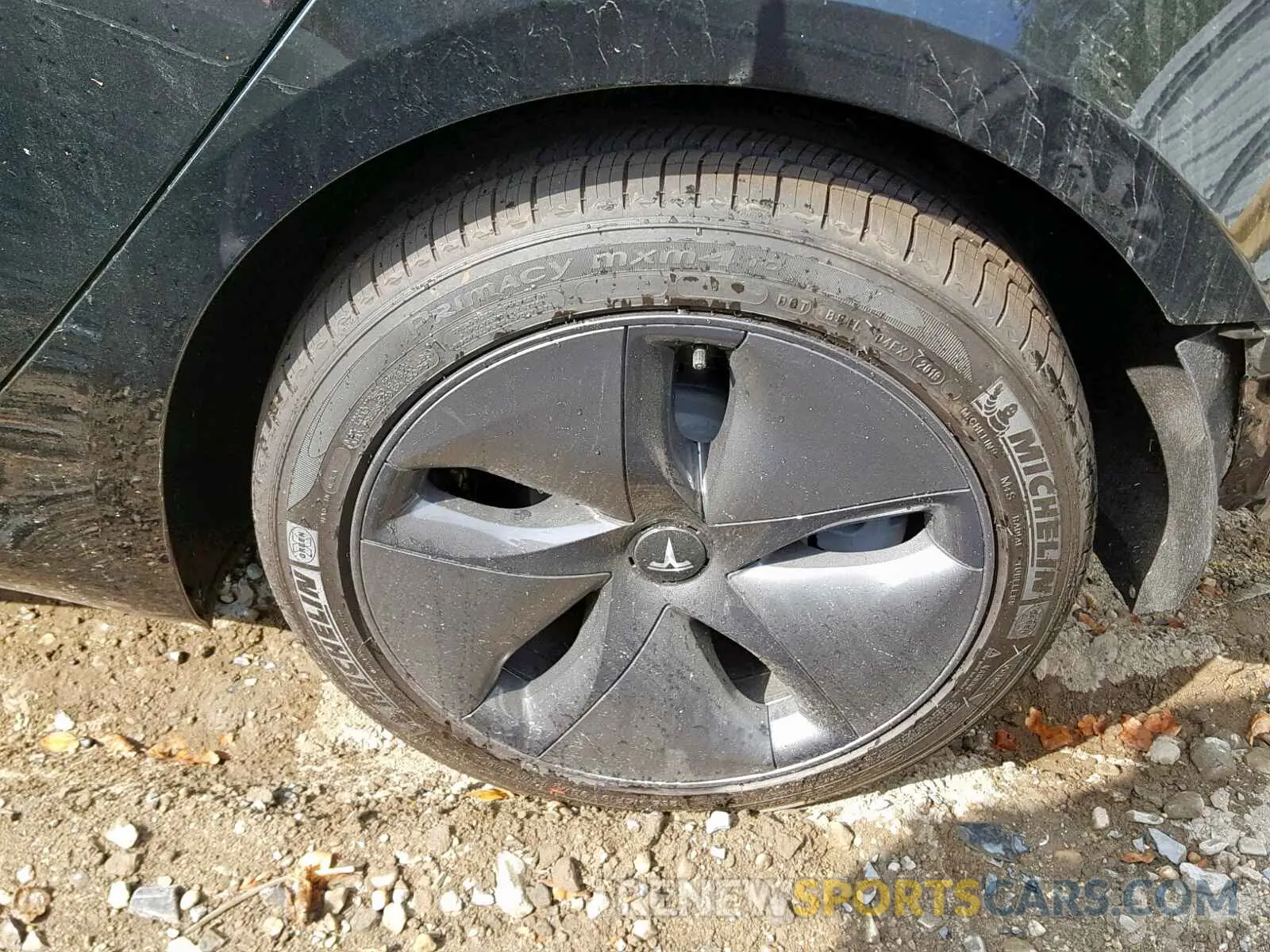 9 fotografías del automóvil dañado 5YJ3E1EA0KF434803 TESLA MODEL 3 2019