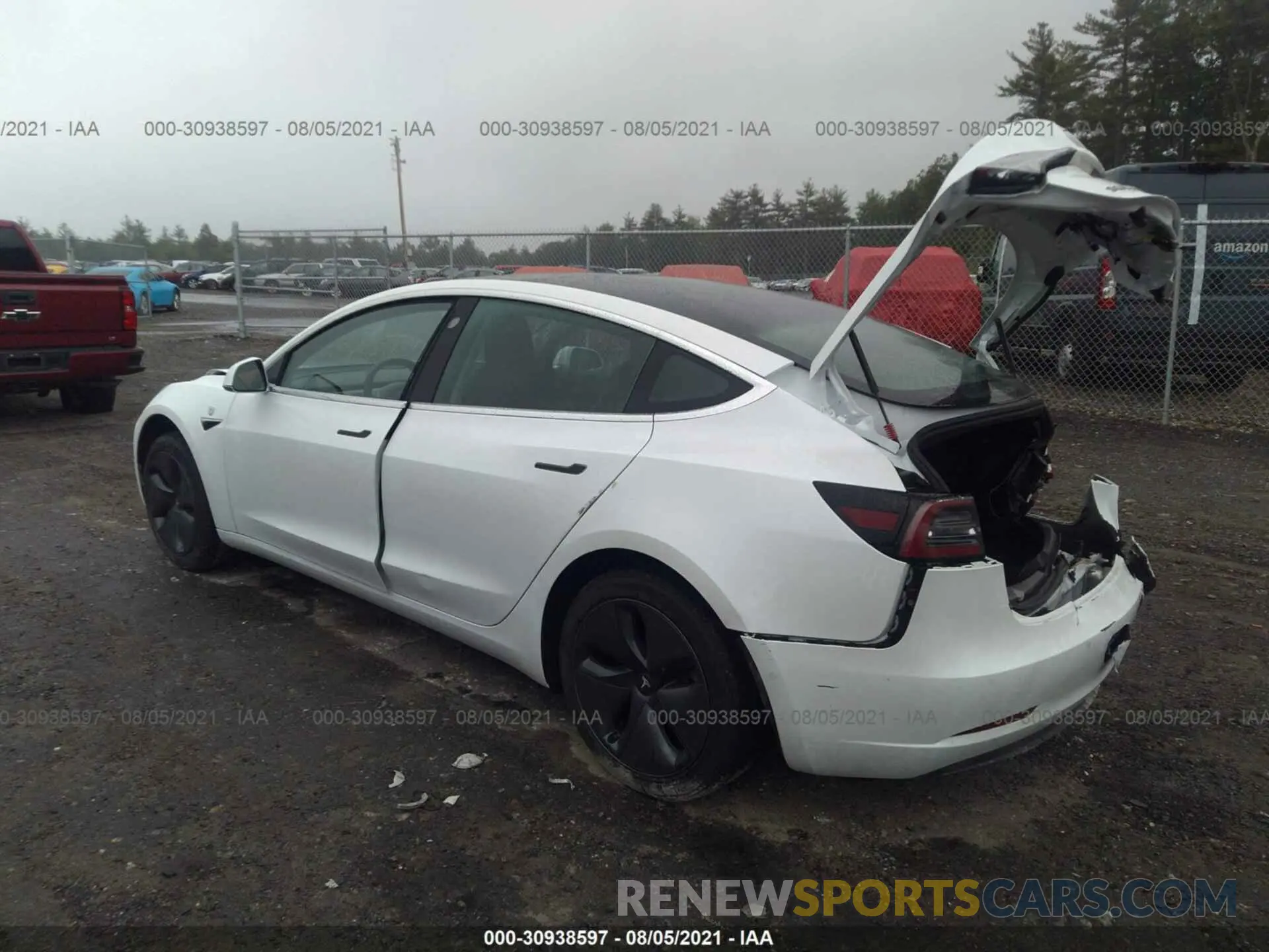3 fotografías del automóvil dañado 5YJ3E1EA0KF484200 TESLA MODEL 3 2019