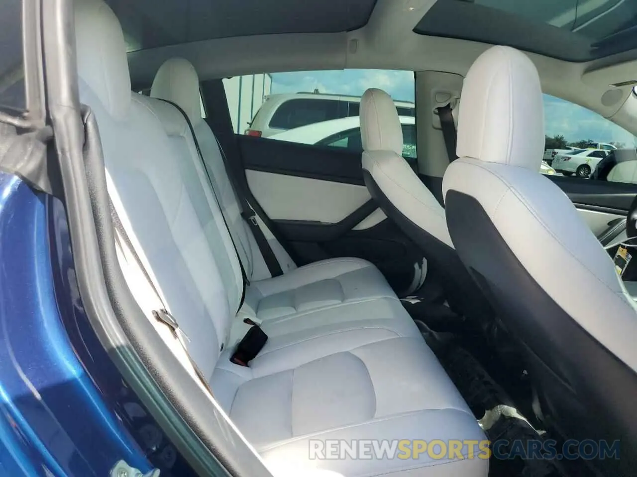 10 fotografías del automóvil dañado 5YJ3E1EA0KF486075 TESLA MODEL 3 2019