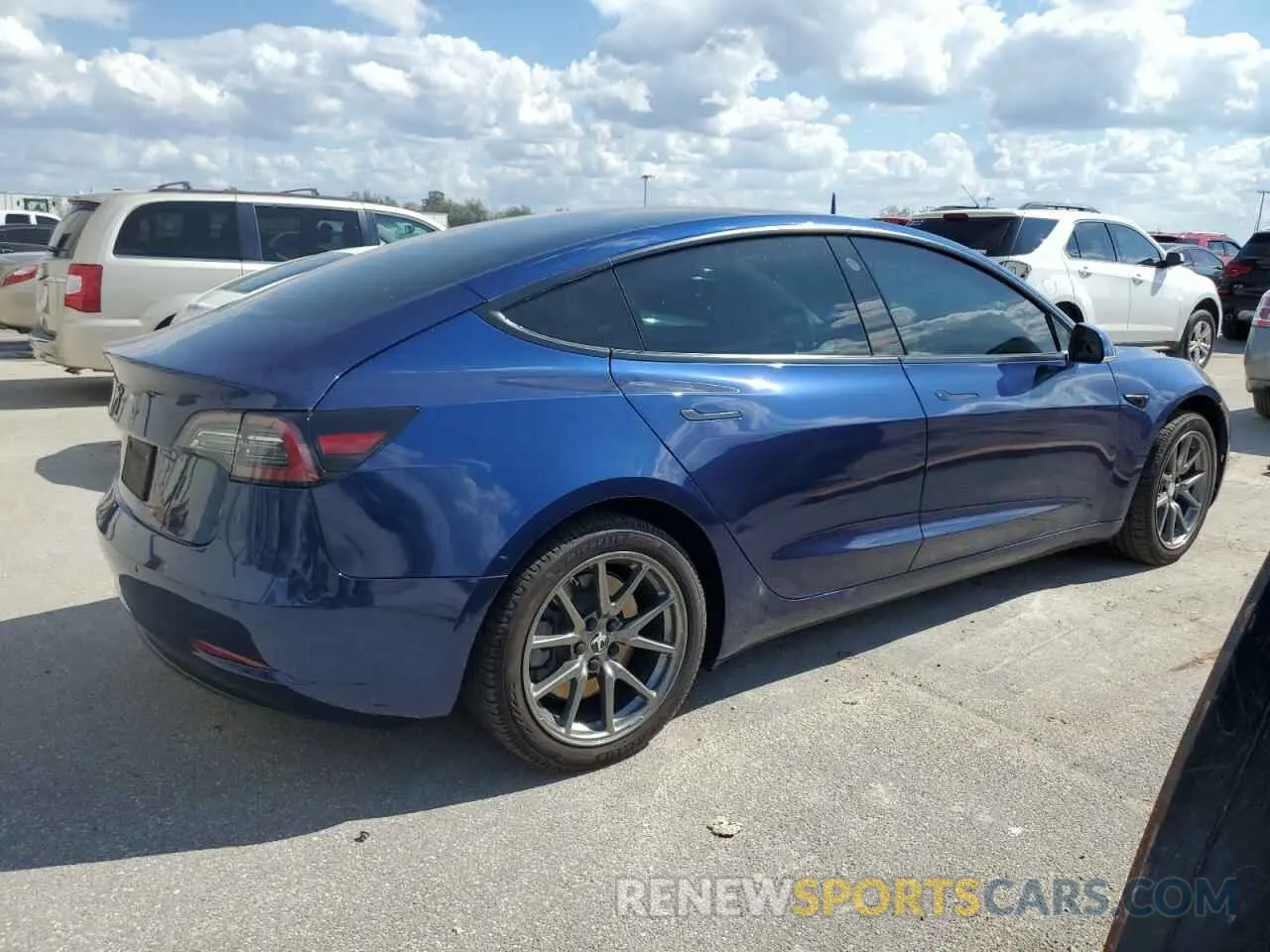 3 fotografías del automóvil dañado 5YJ3E1EA0KF486075 TESLA MODEL 3 2019