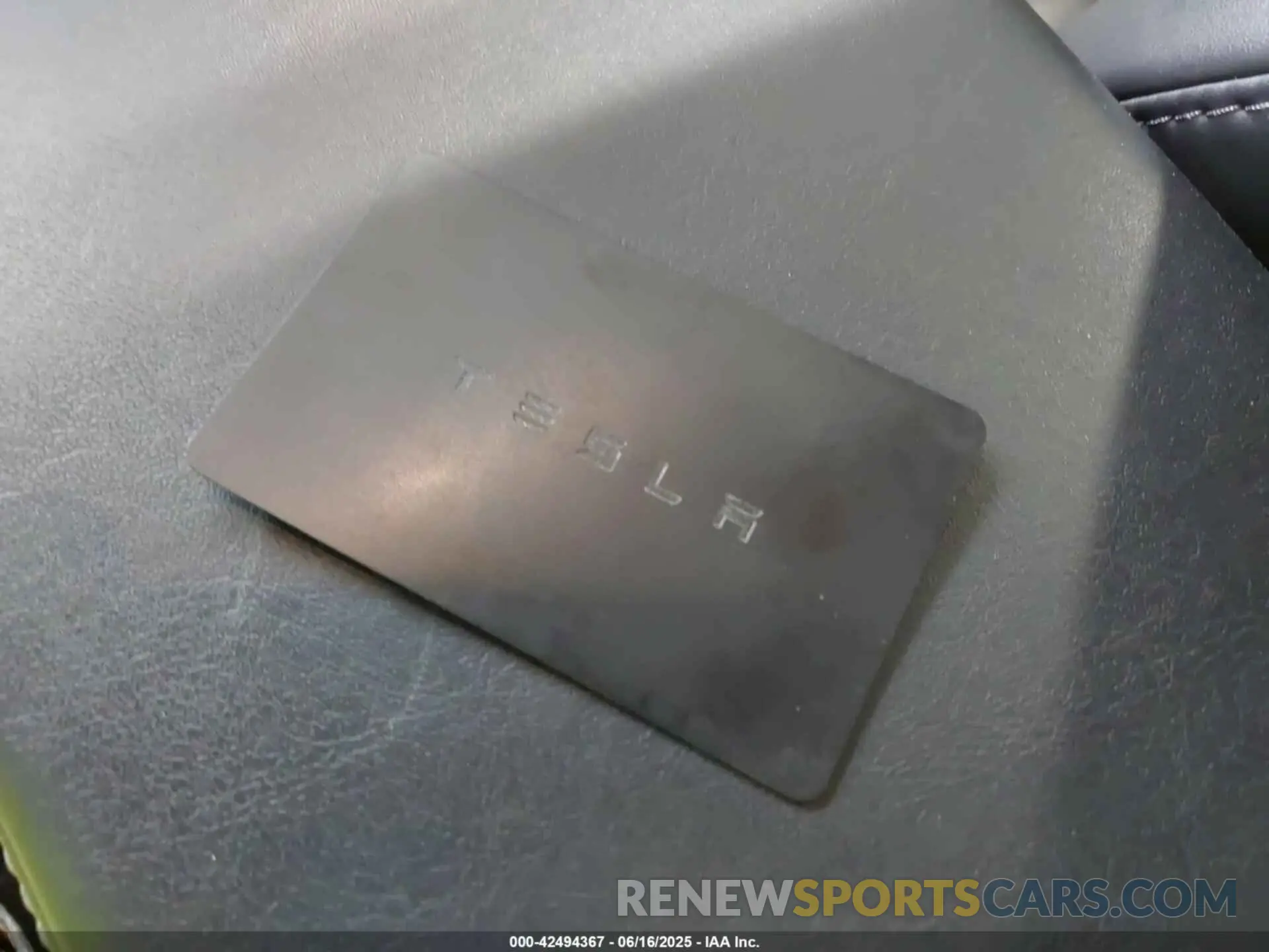 11 fotografías del automóvil dañado 5YJ3E1EA1KF297953 TESLA MODEL 3 2019