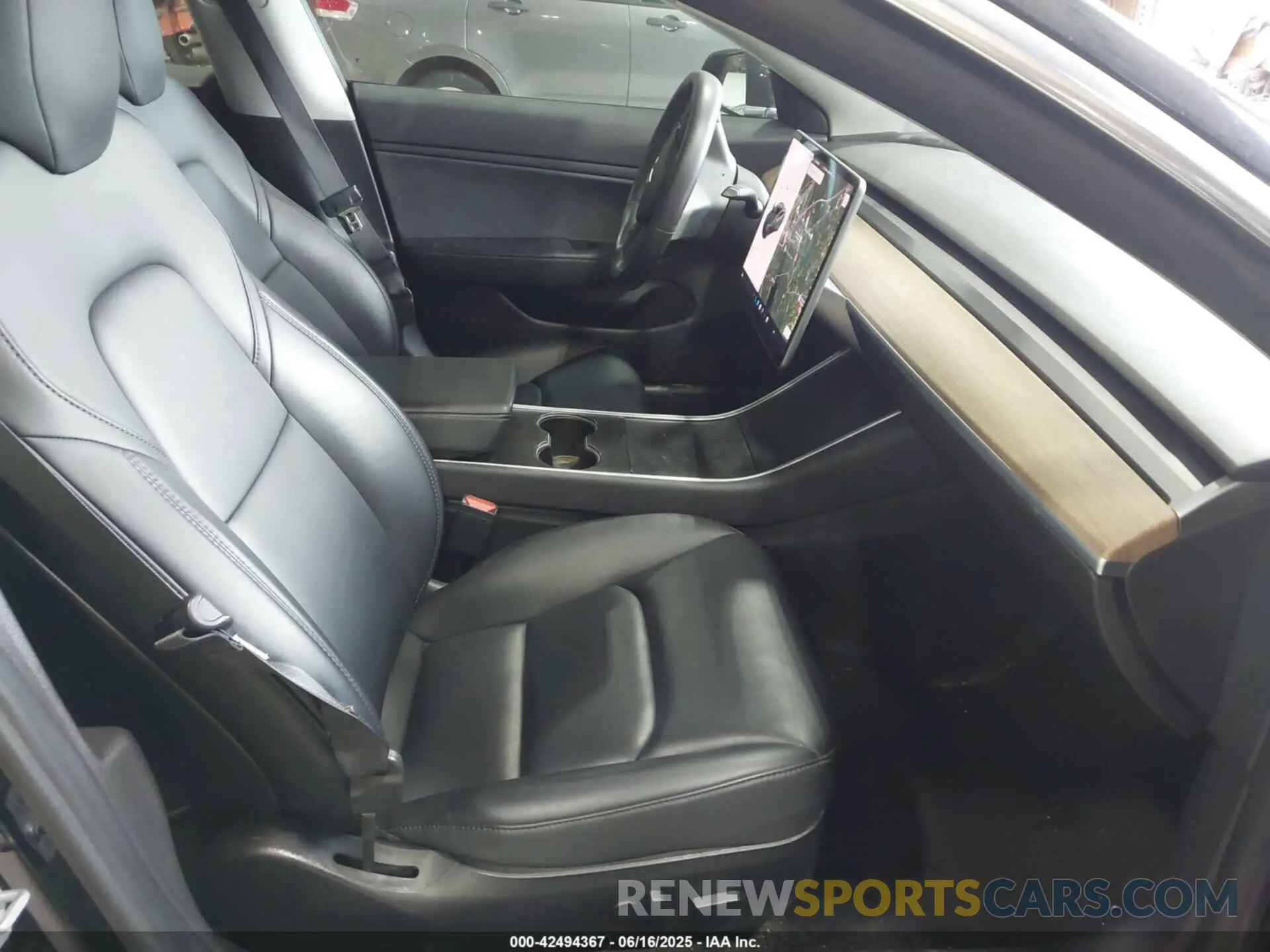 5 fotografías del automóvil dañado 5YJ3E1EA1KF297953 TESLA MODEL 3 2019
