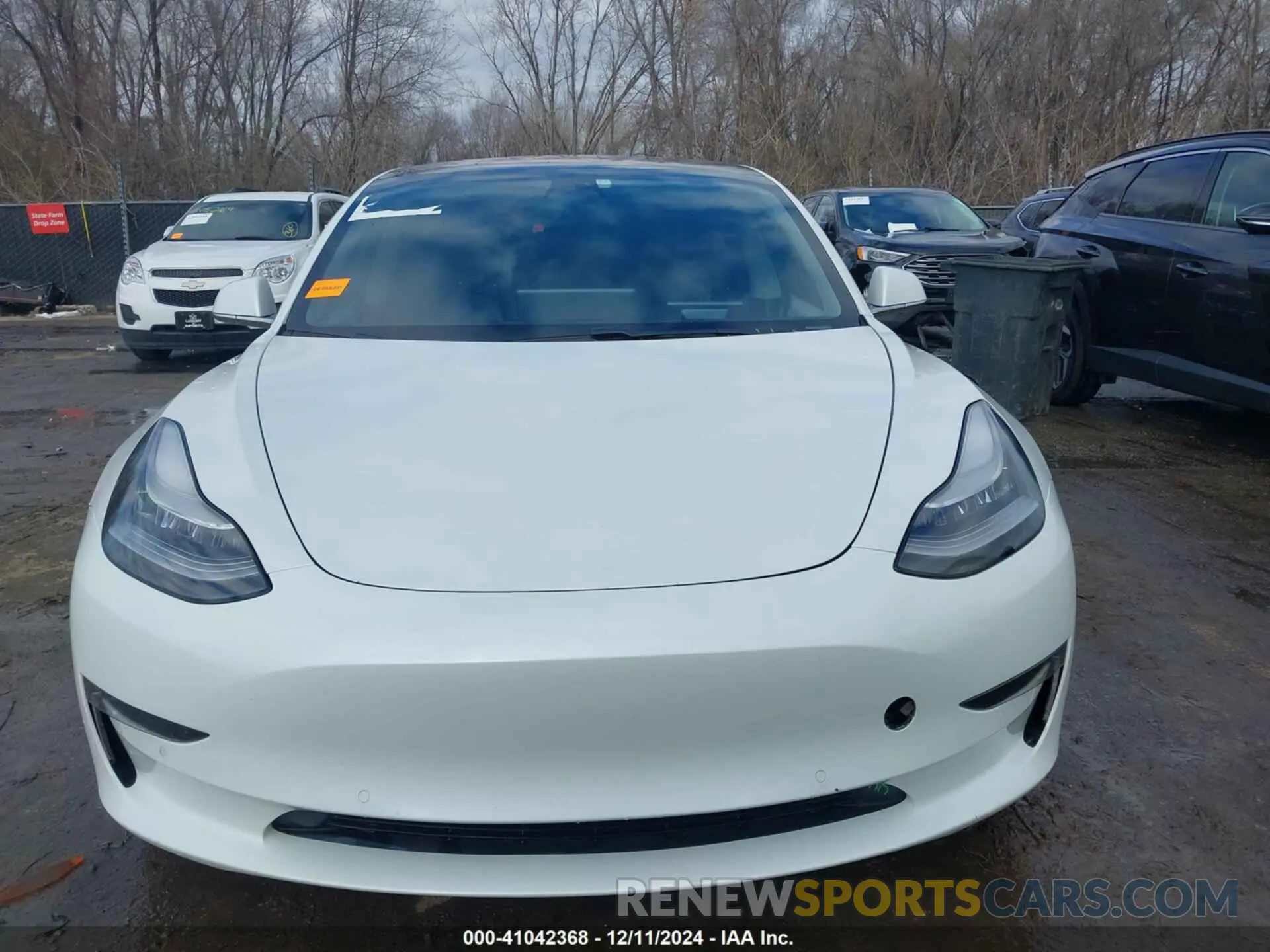 12 fotografías del automóvil dañado 5YJ3E1EA1KF299833 TESLA MODEL 3 2019